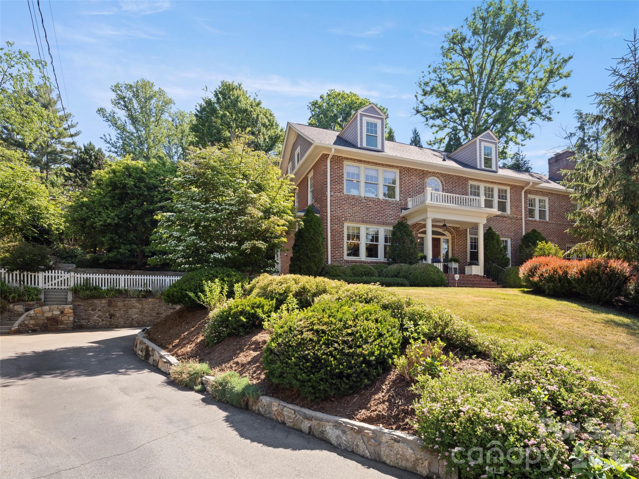 19 Blackwood Road
