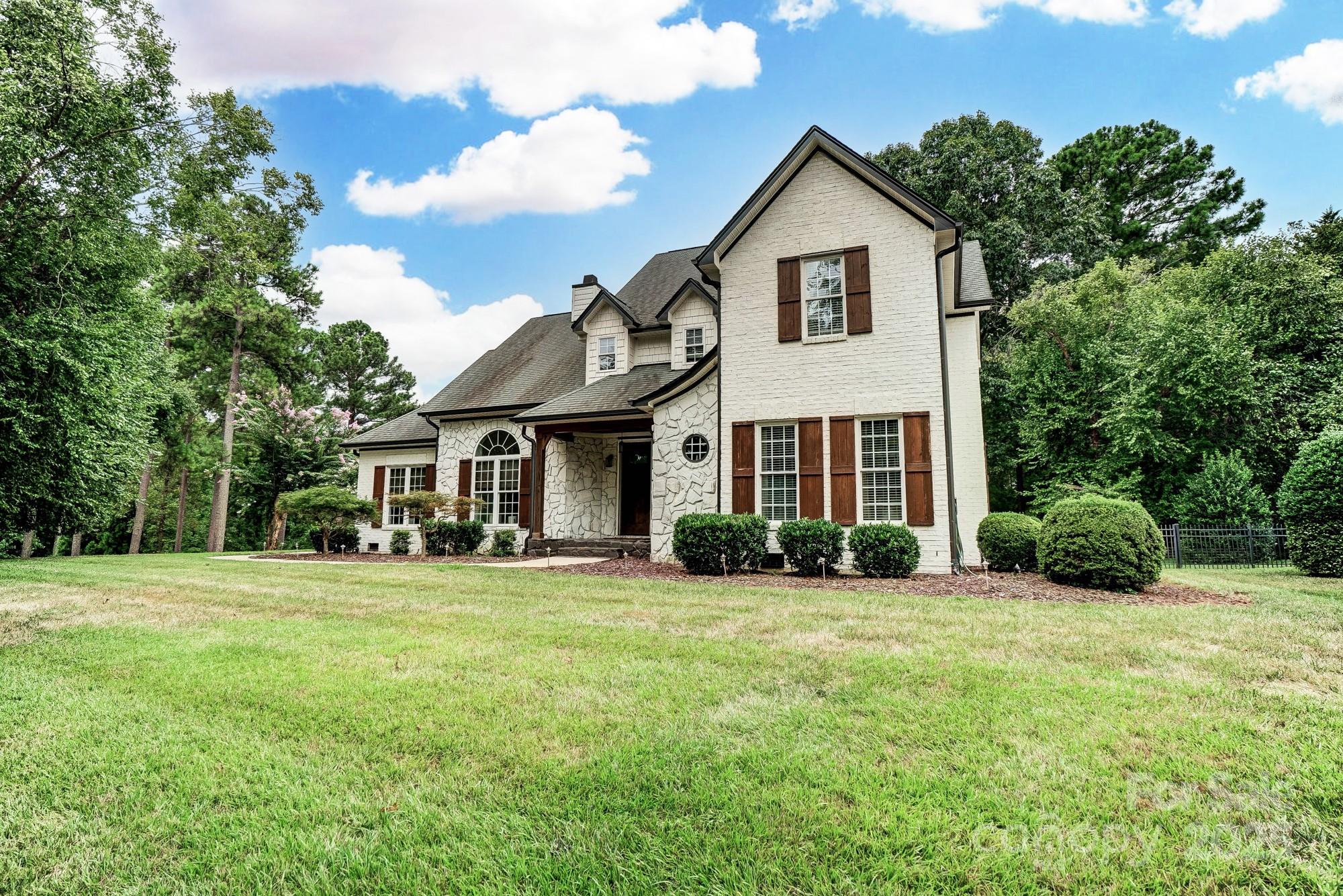 9034 Wingpoint Drive