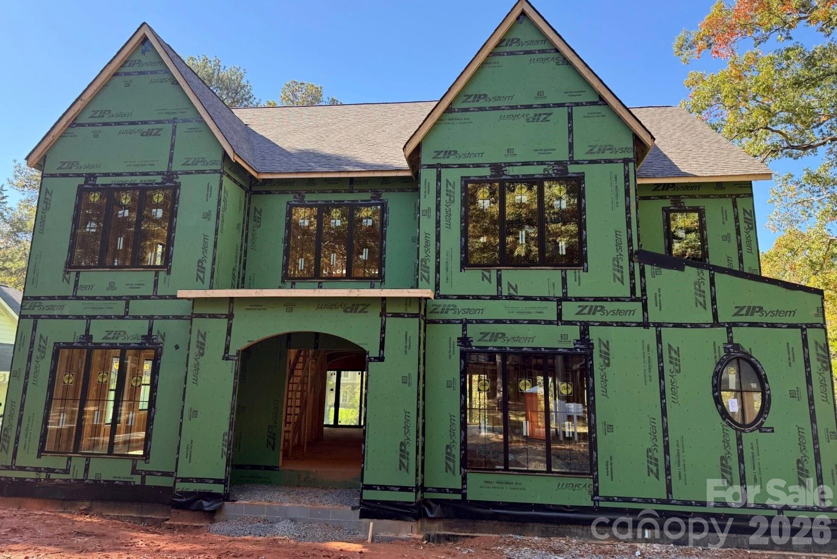 1118 Kingscross Drive