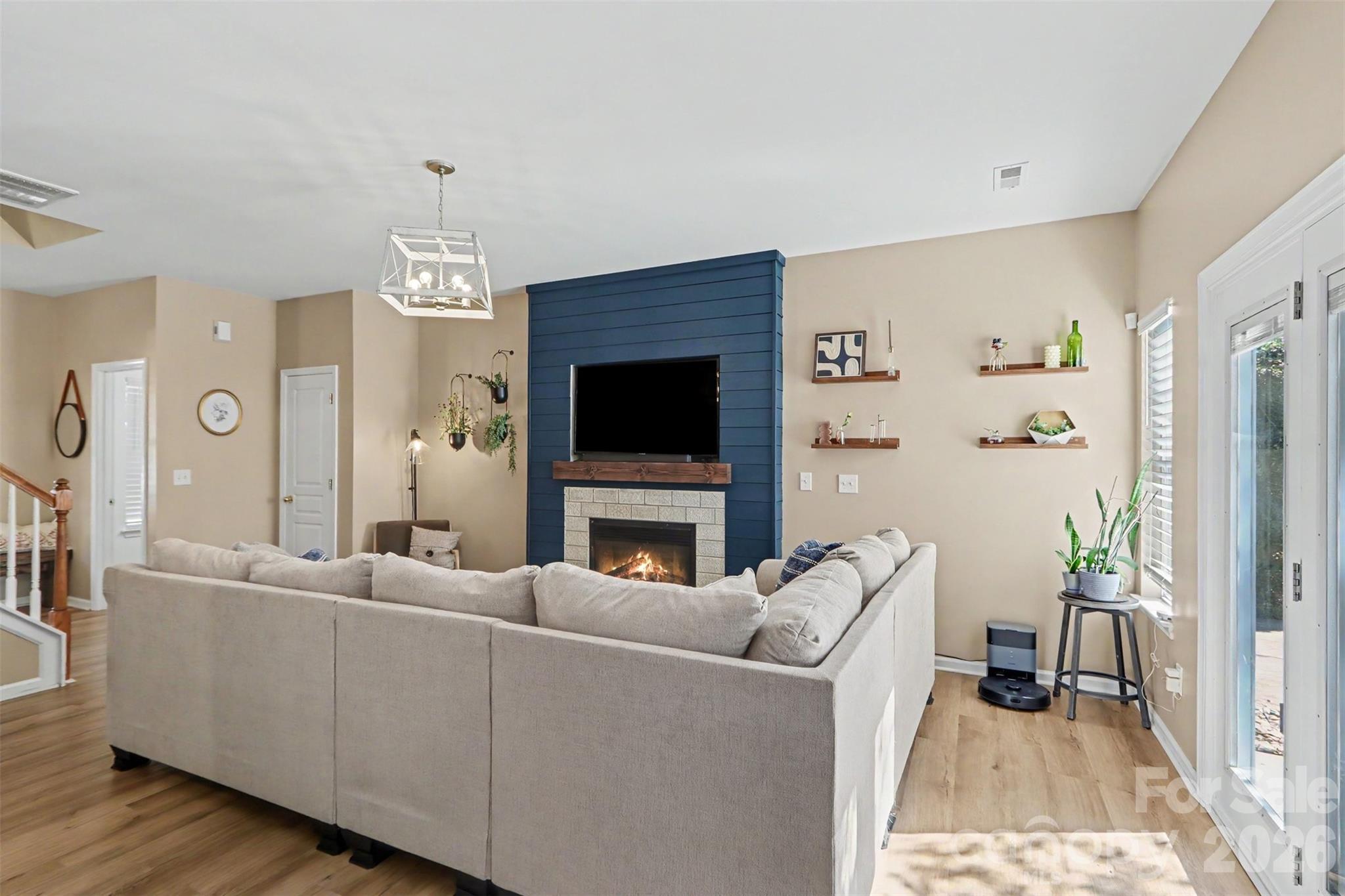 11122 Aprilia Lane