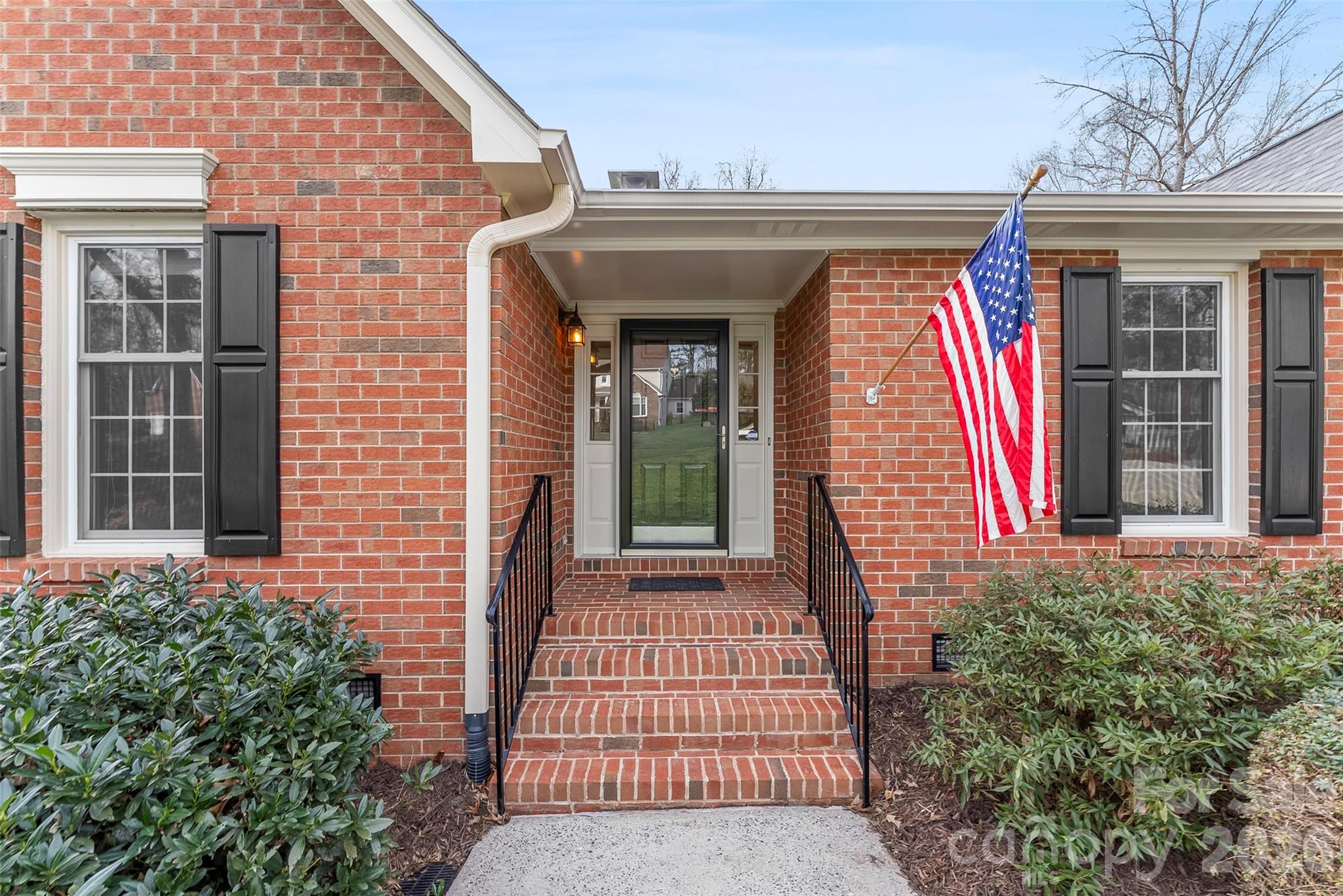 111 Creek Hollow Trail