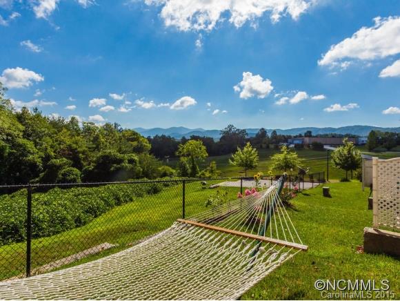 Creekside Village - Residential