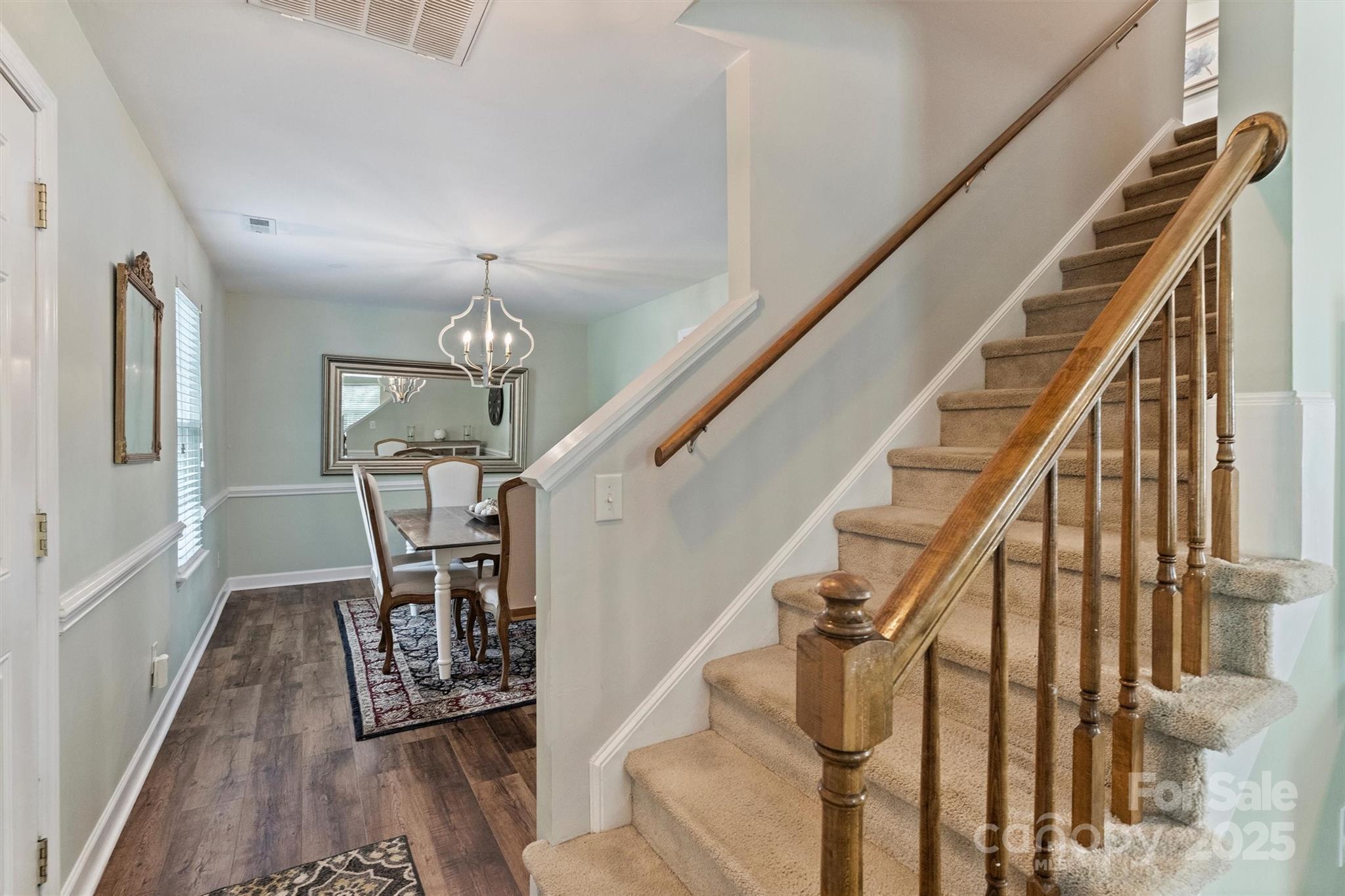 8520 Golf Ridge Drive