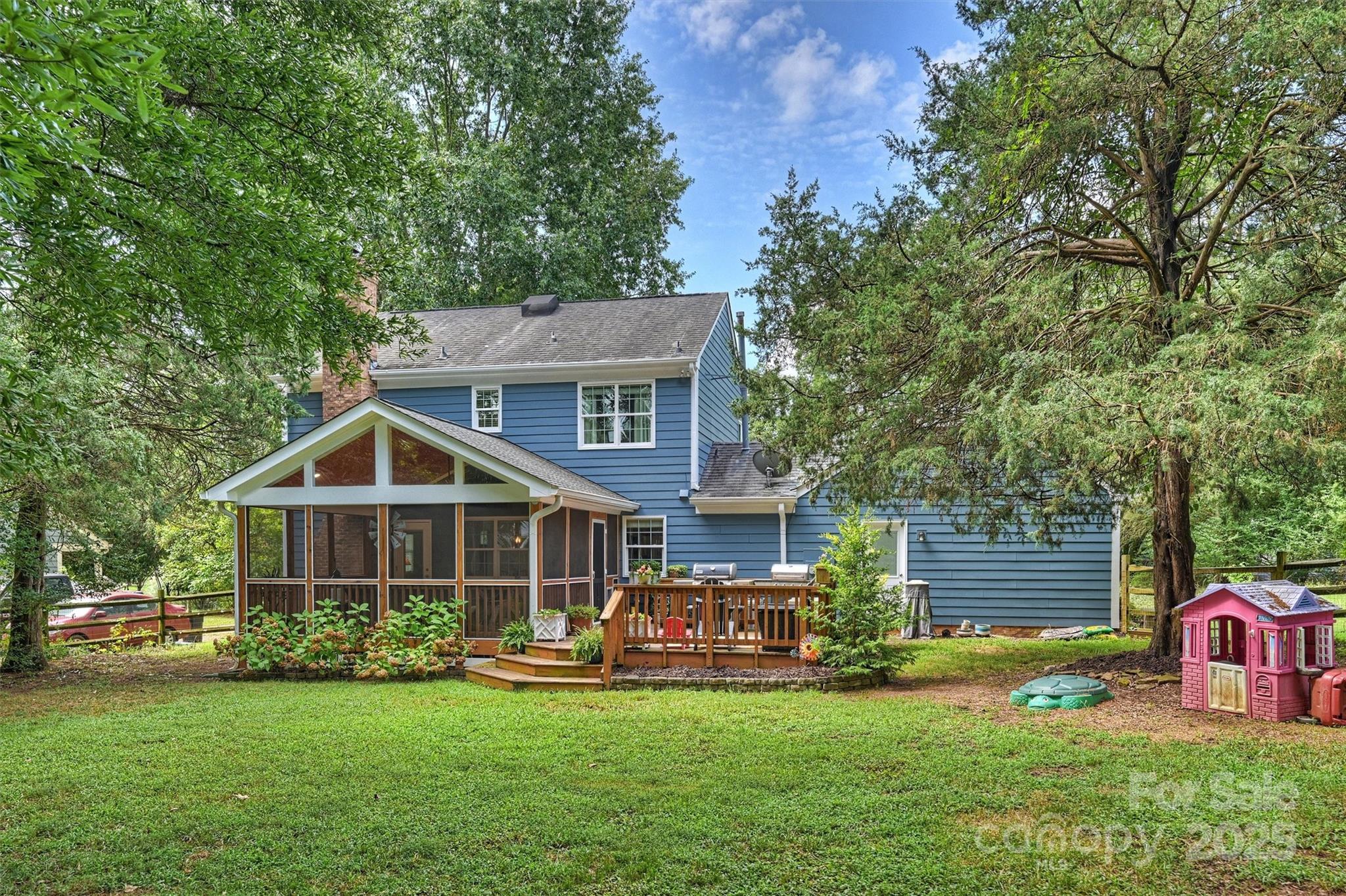 Raintree - Residential