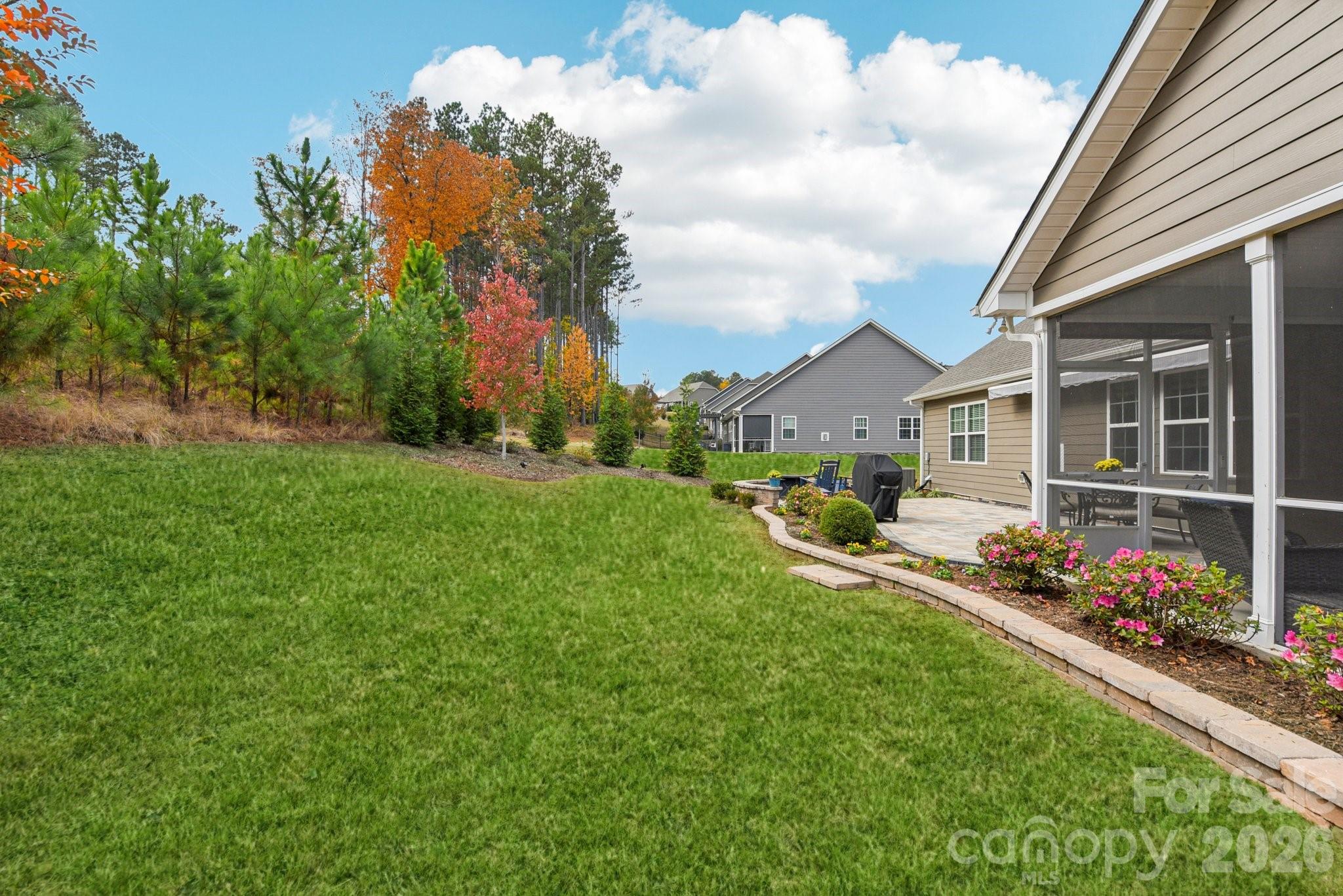 Imagery On Mtn Island - Residential