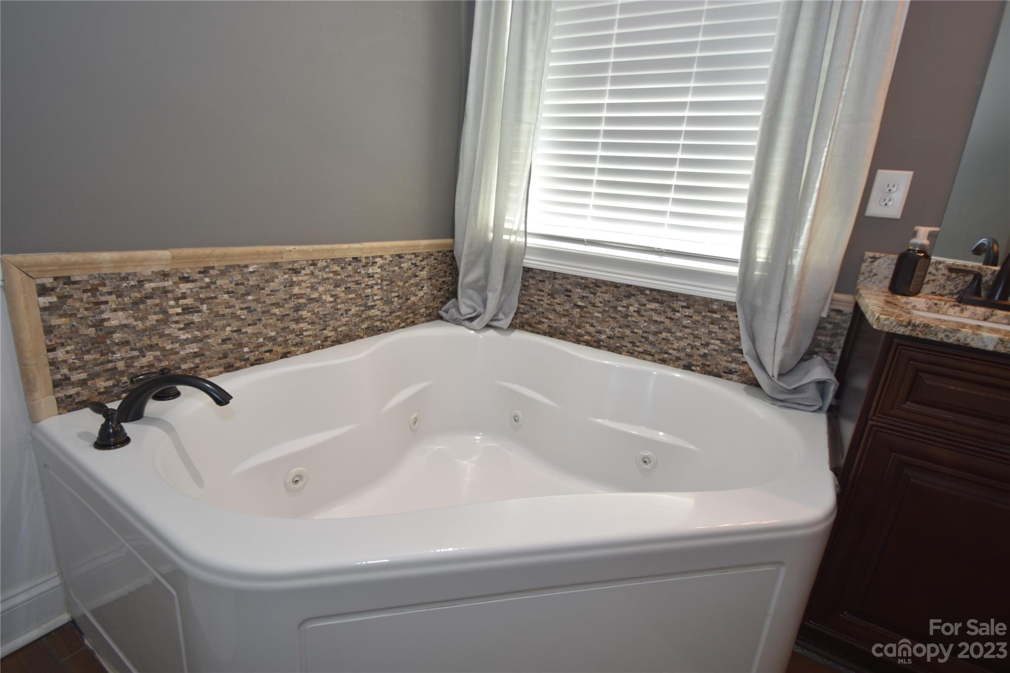 Hidden Valley - Residential