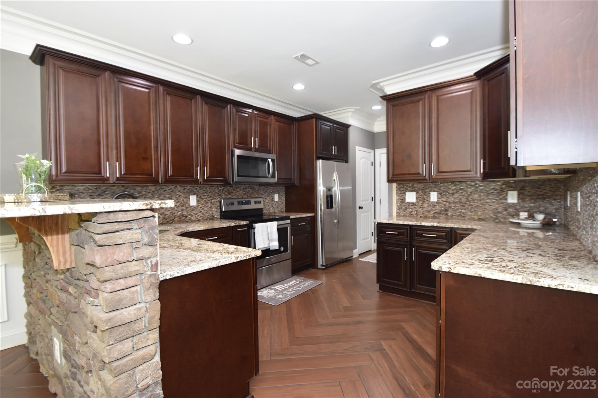 Hidden Valley - Residential