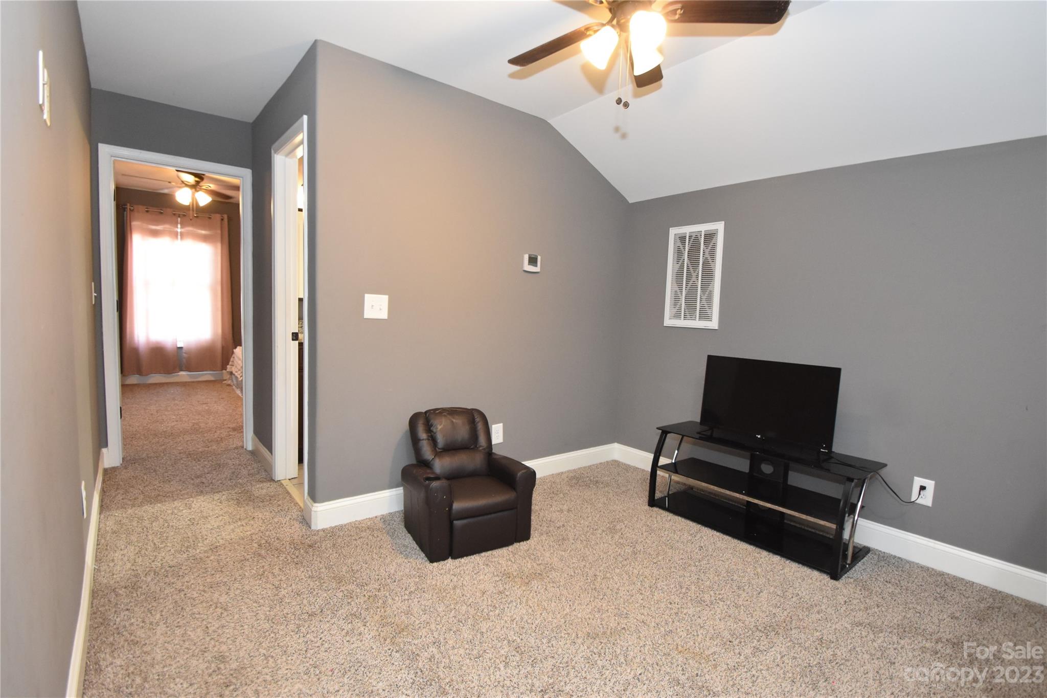 Hidden Valley - Residential