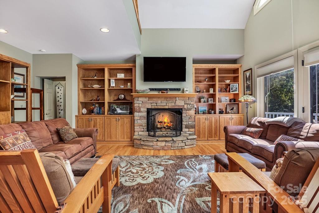 301 Gateway Drive