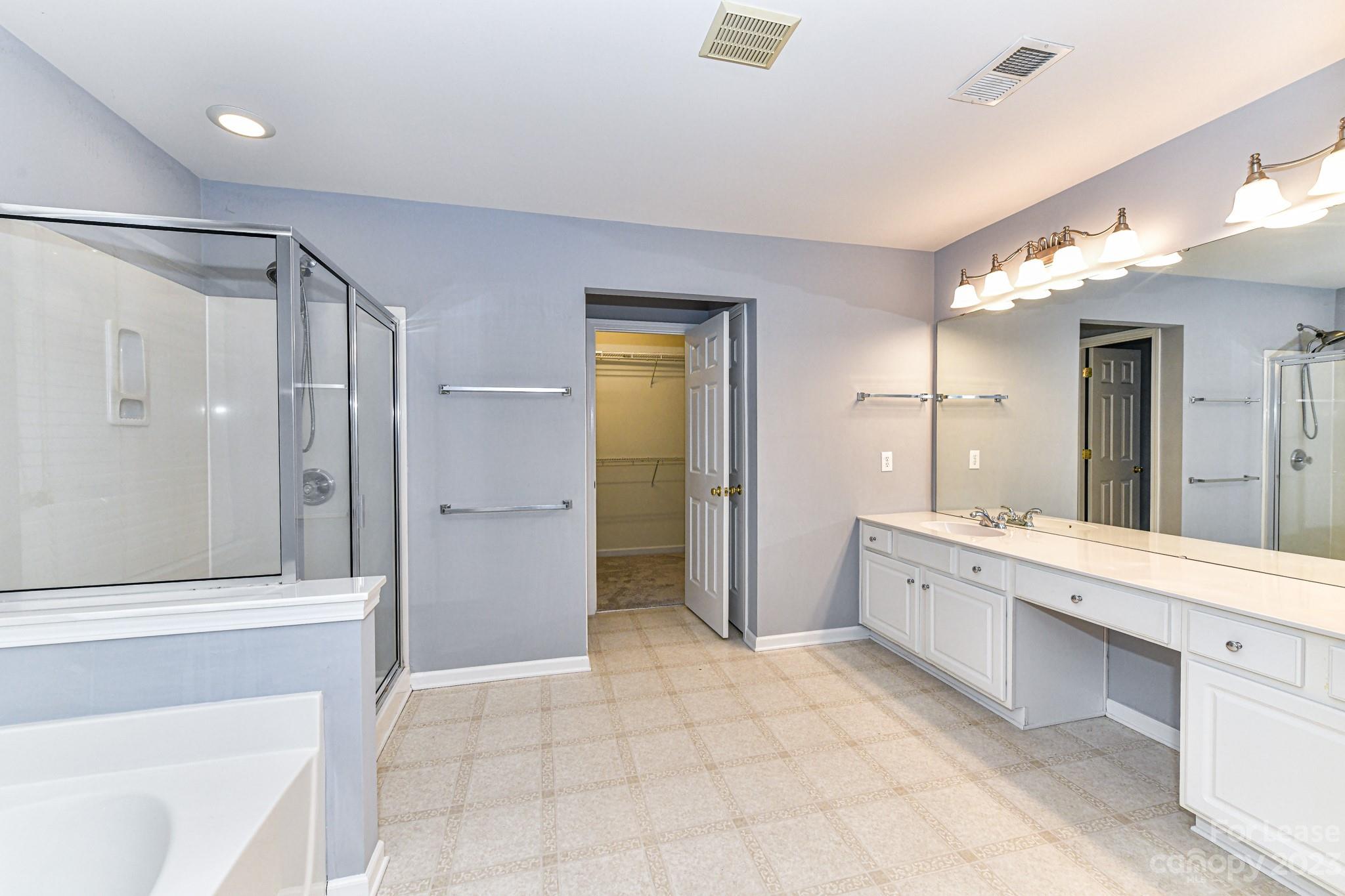 Victoria Bay - Residential Lease