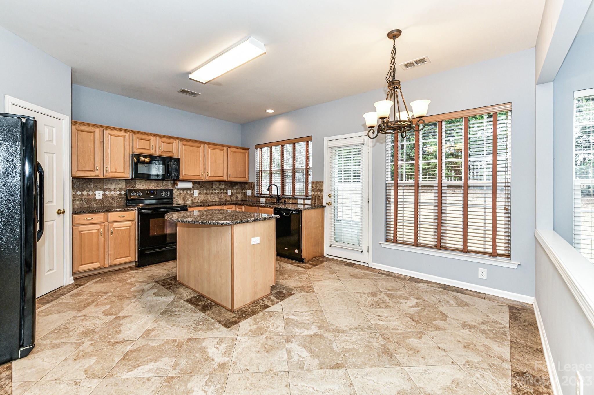 Victoria Bay - Residential Lease