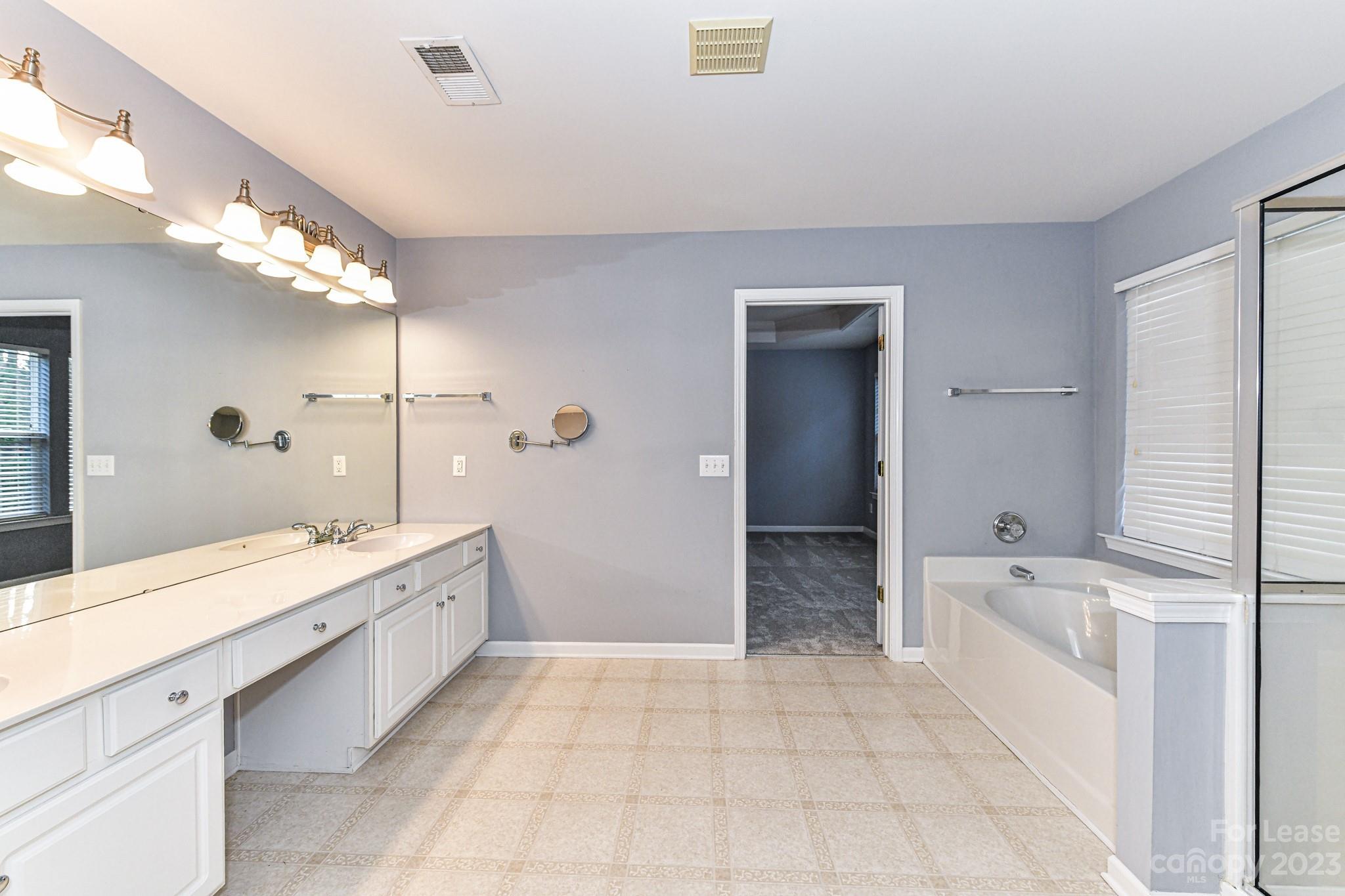Victoria Bay - Residential Lease