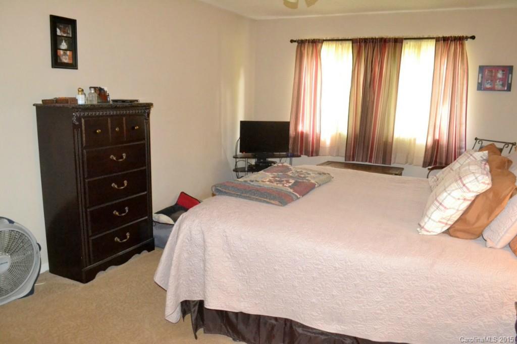 Hickory Ridge - Residential