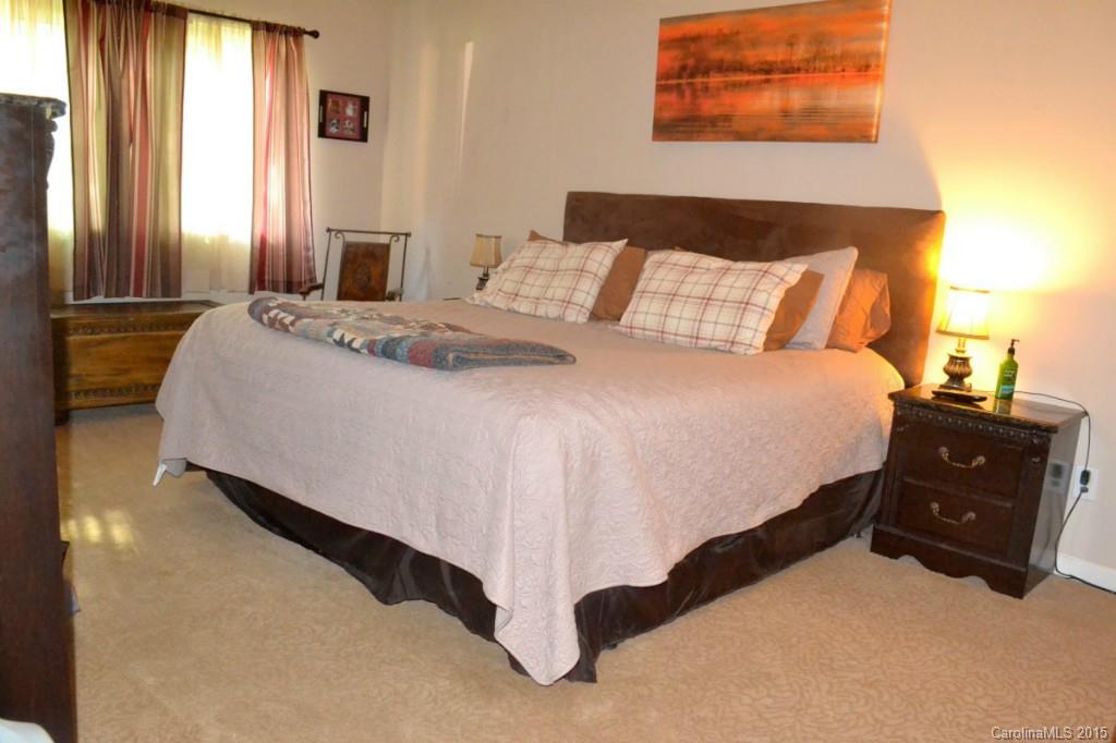 Hickory Ridge - Residential