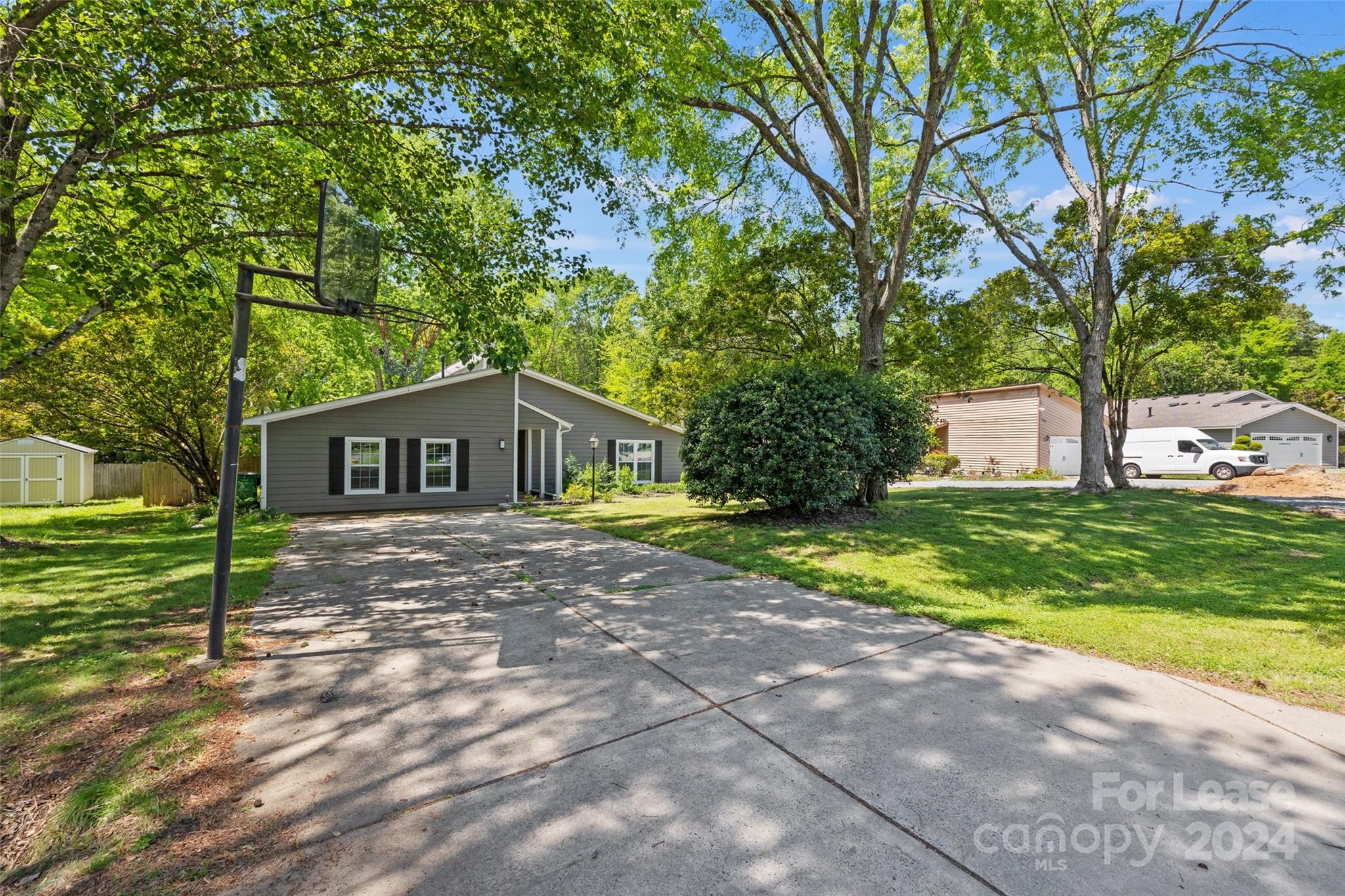 Provincetowne - Residential Lease