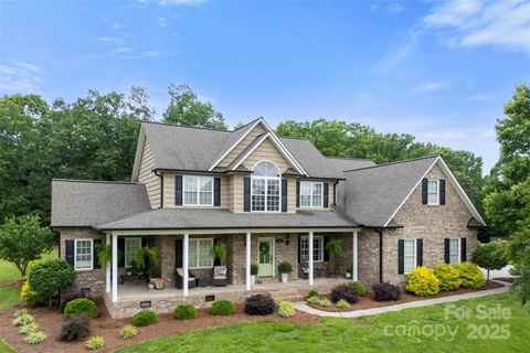 1533 Ohara Plantation Court Dallas NC 28034