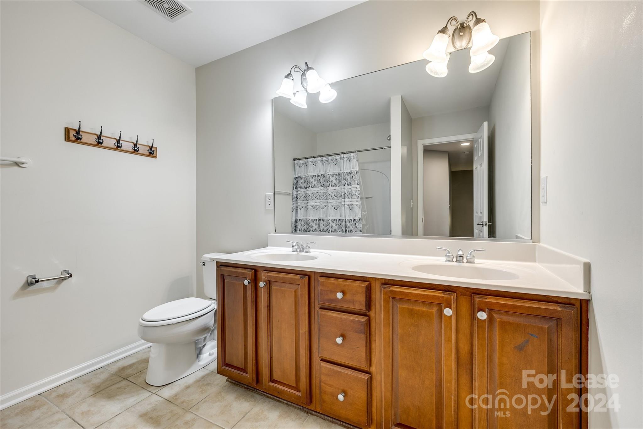 Regent Park - Residential Lease