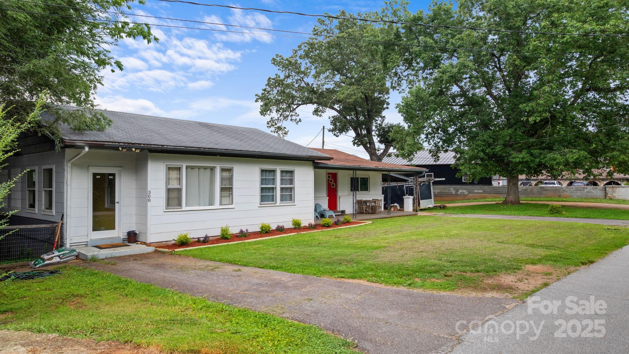306 Forest Avenue
