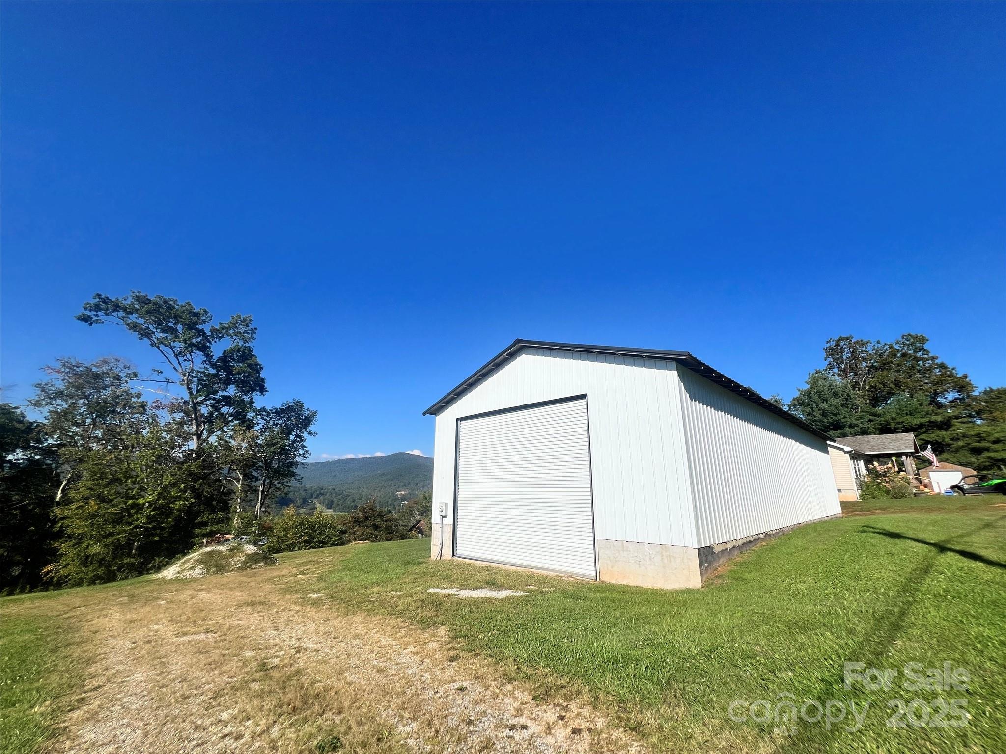 1086 Carters Ridge Road