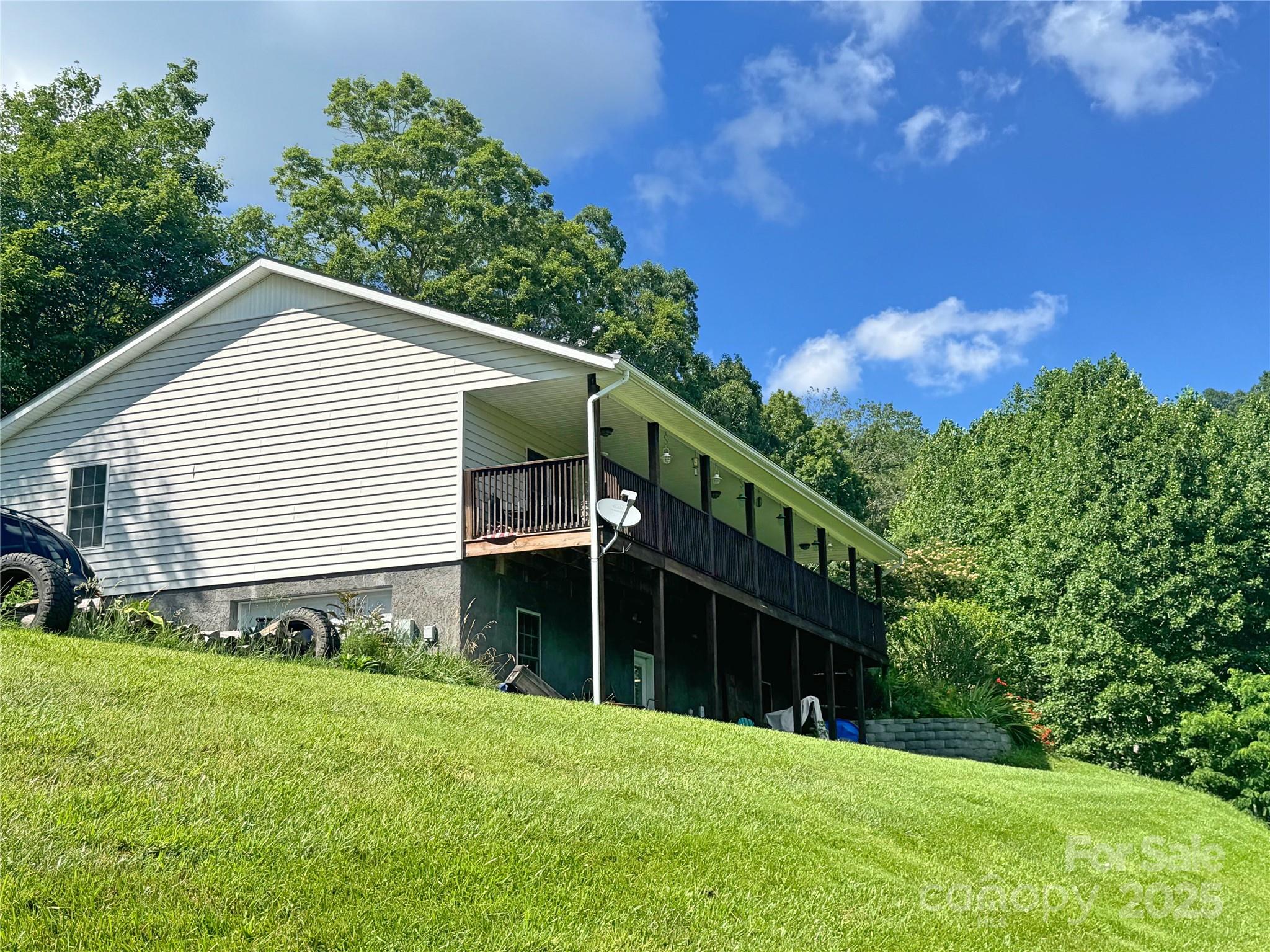 1586 Arbuckle Road