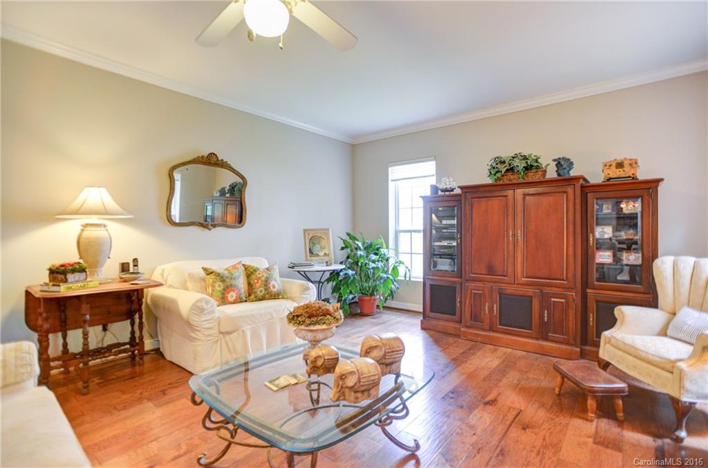 Tega Cay - Residential