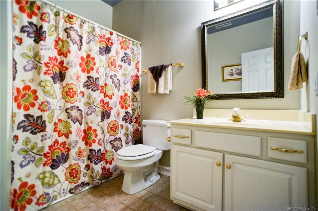 Tega Cay - Residential