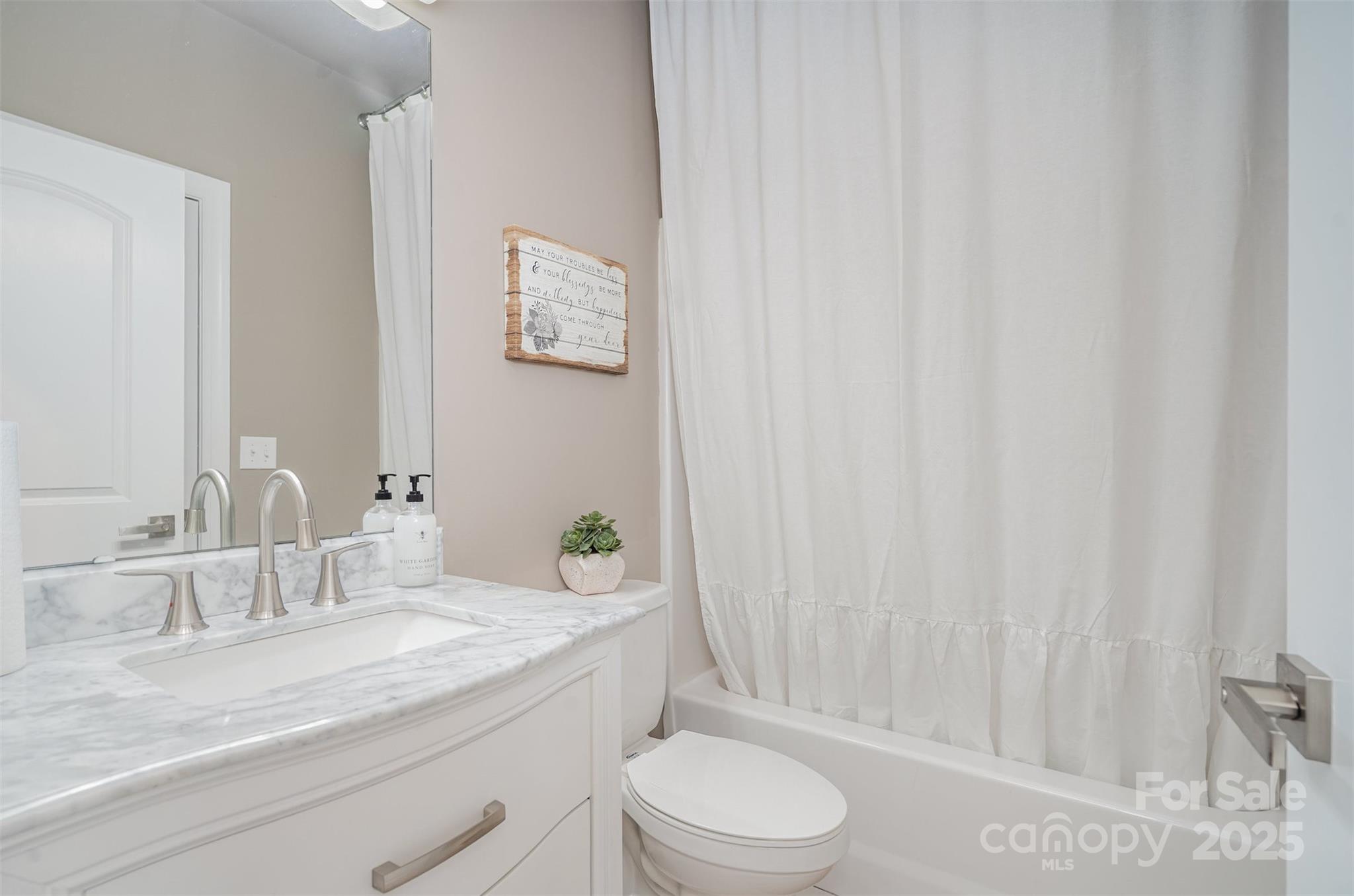 Sanders Landing - Residential