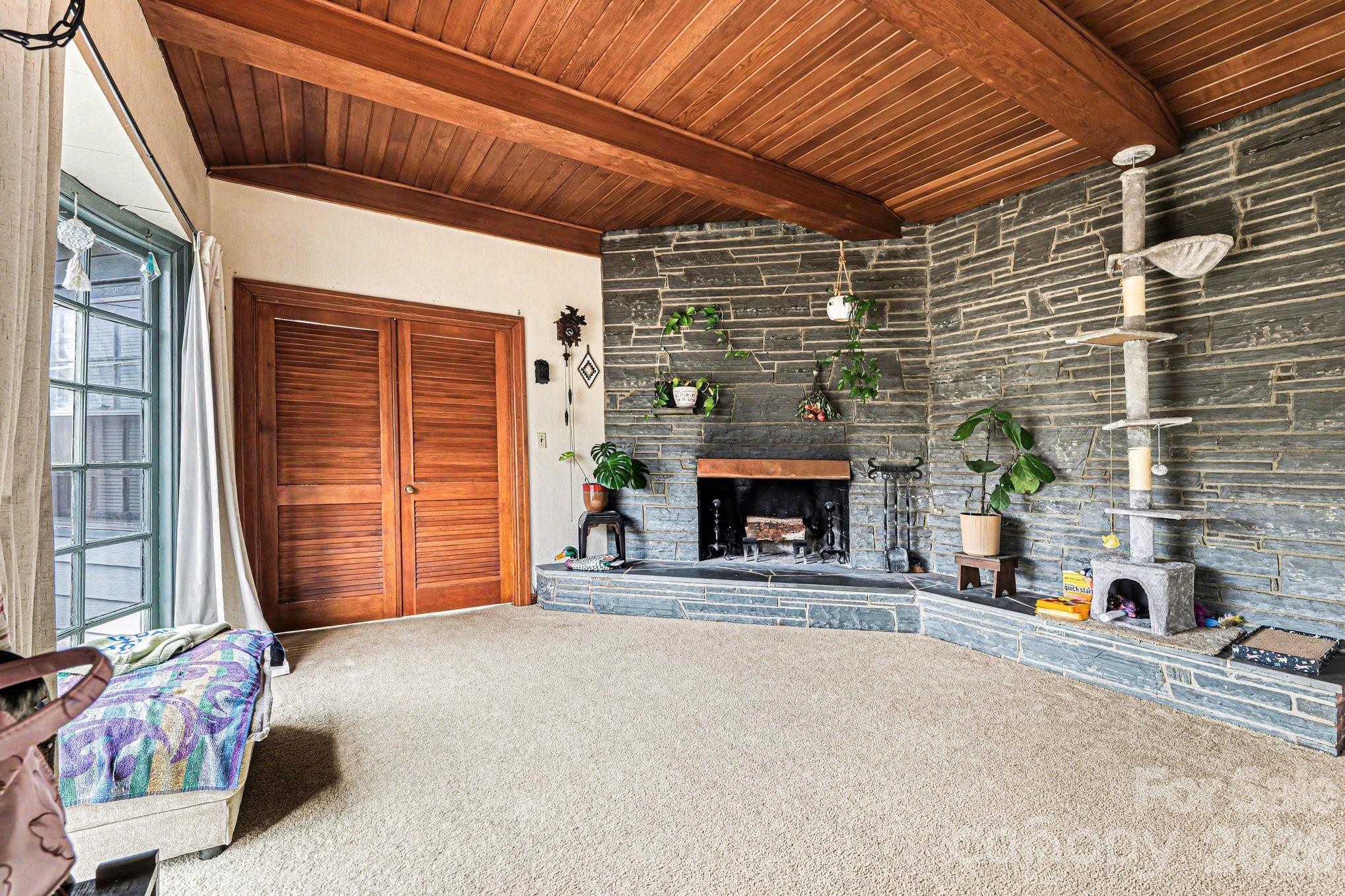 Forest Hills - Residential