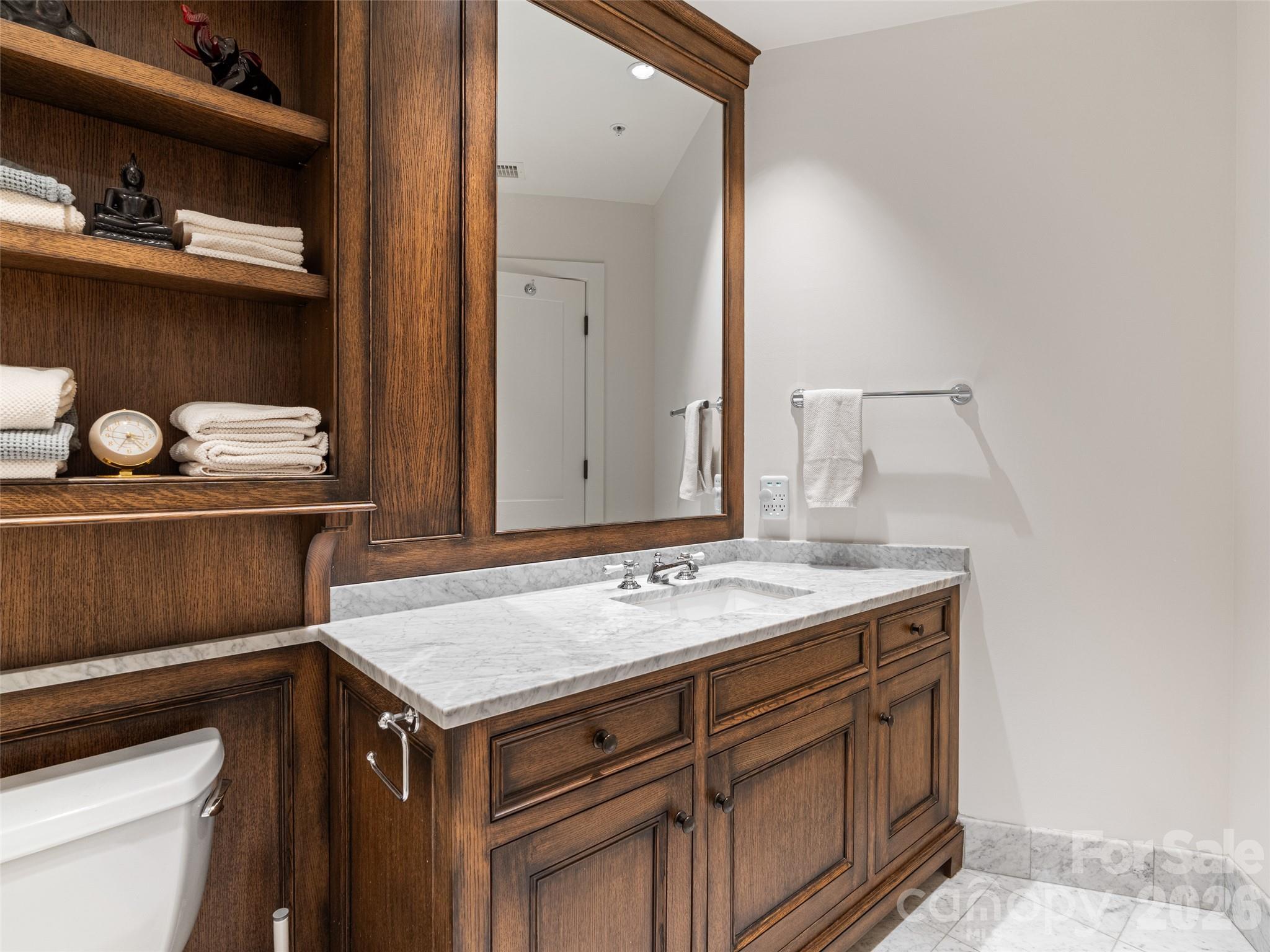 60 North Market - Residential