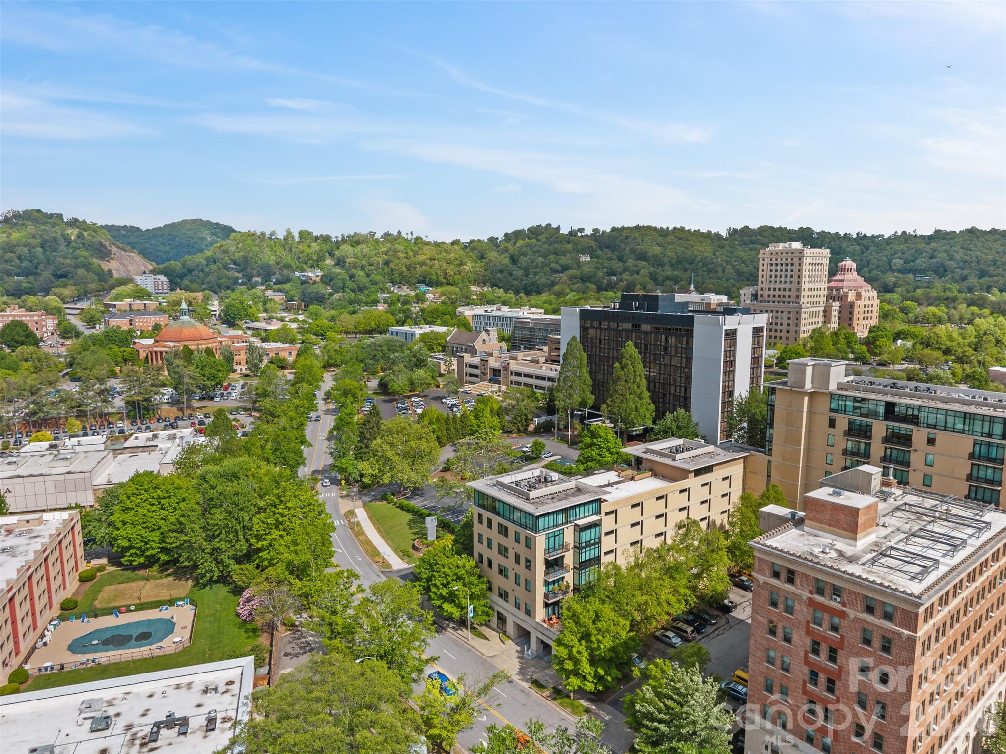 60 North Market - Residential