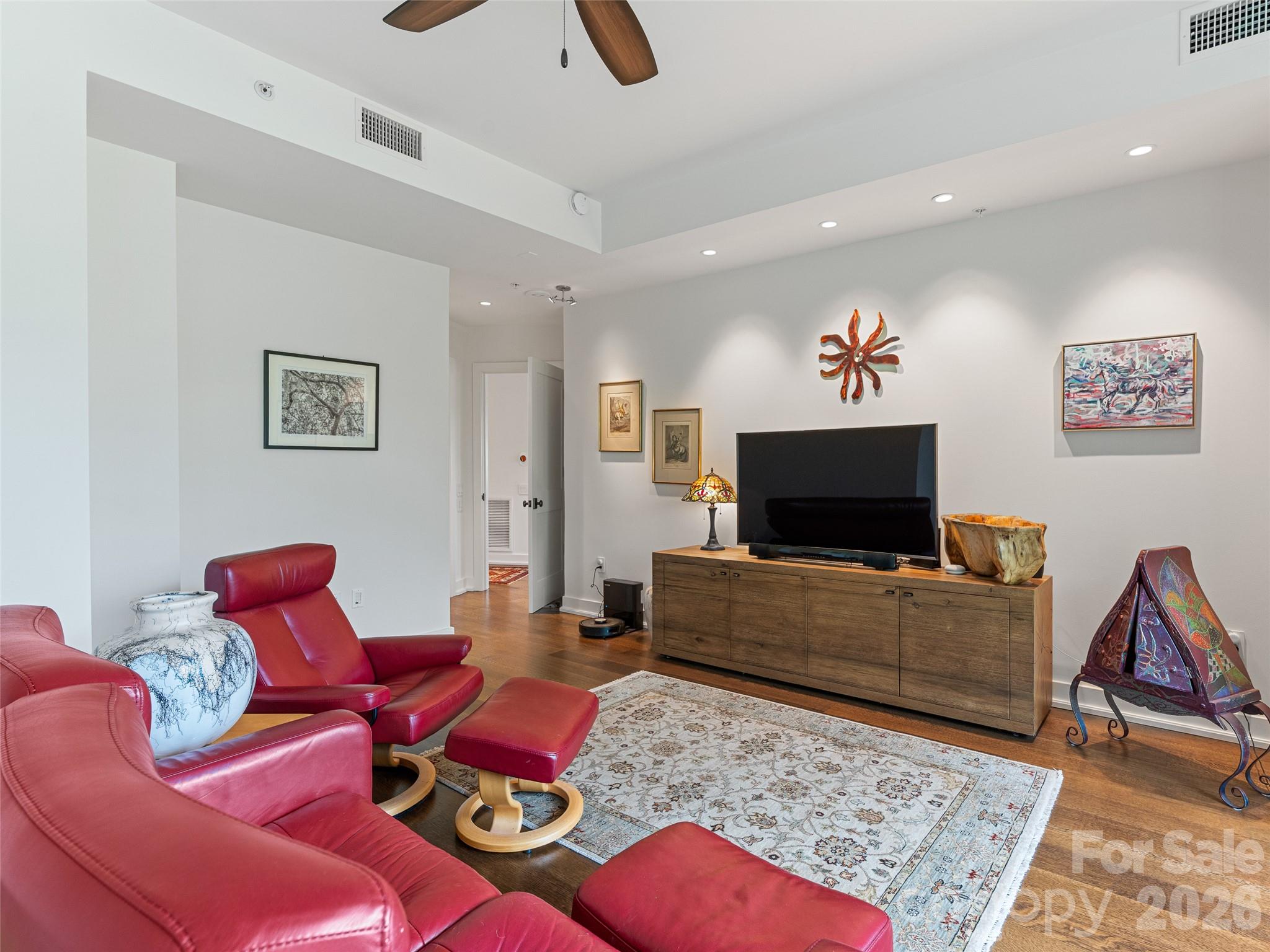 60 North Market - Residential