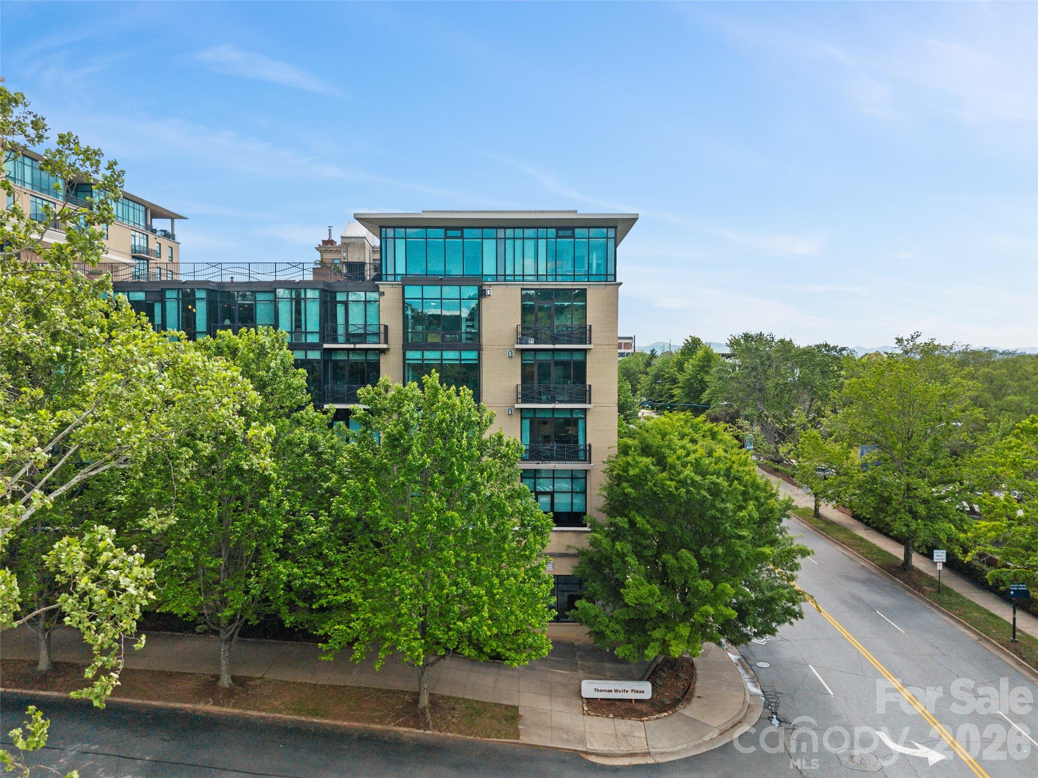 60 North Market - Residential