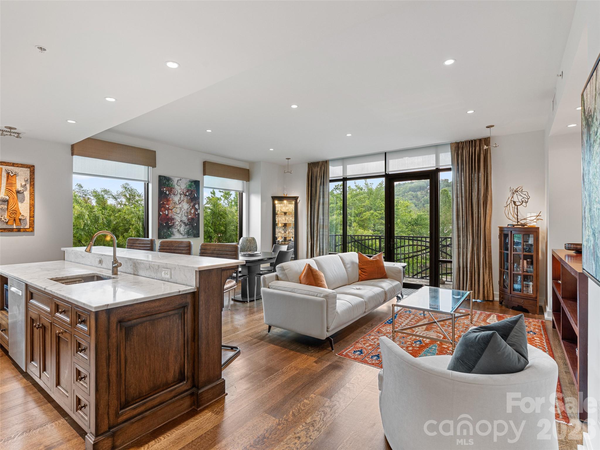 60 North Market - Residential