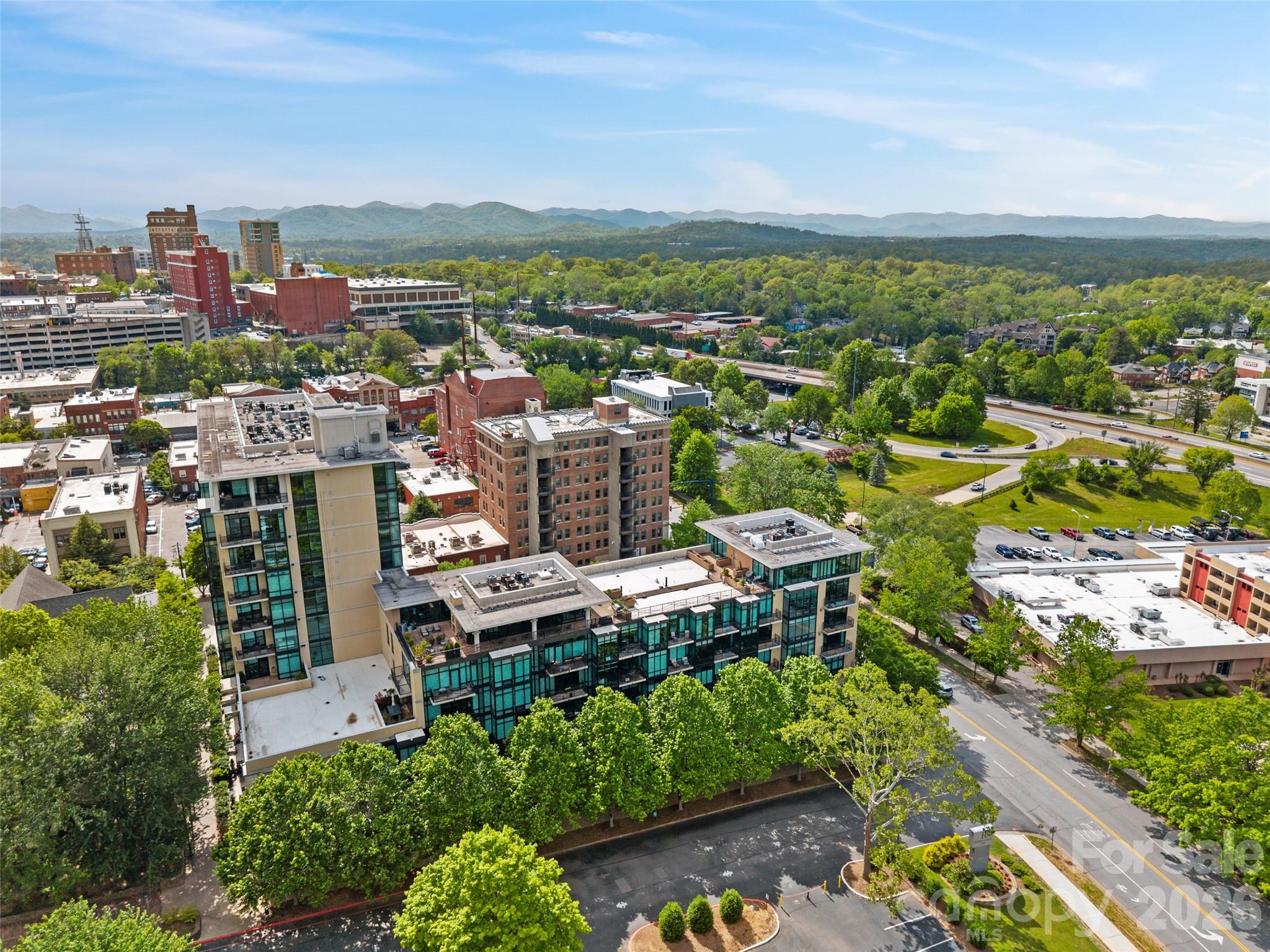 60 North Market - Residential