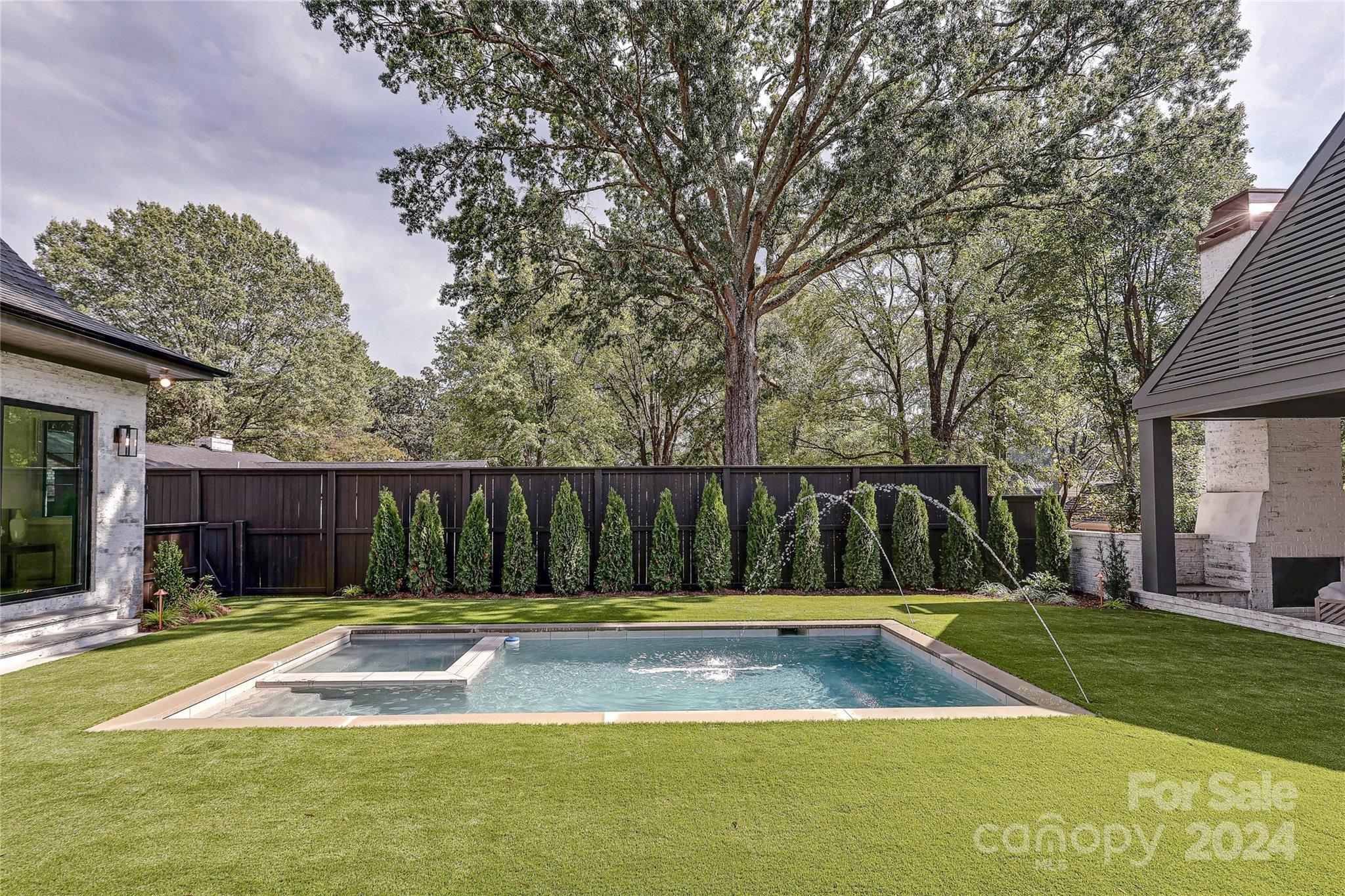 Myers Park - Residential