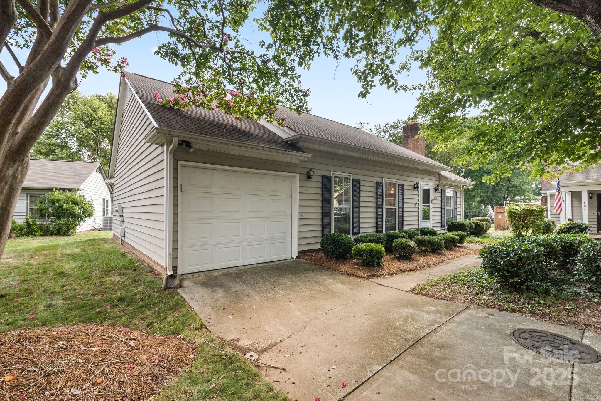 805 Bradford Woods Drive