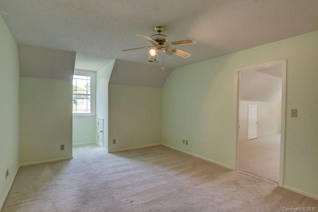 Sturnbridge - Residential