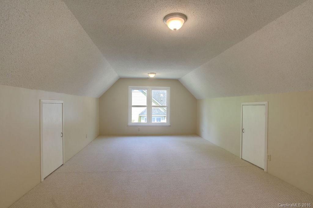 Sturnbridge - Residential