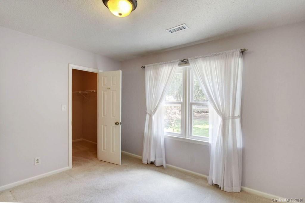 Sturnbridge - Residential