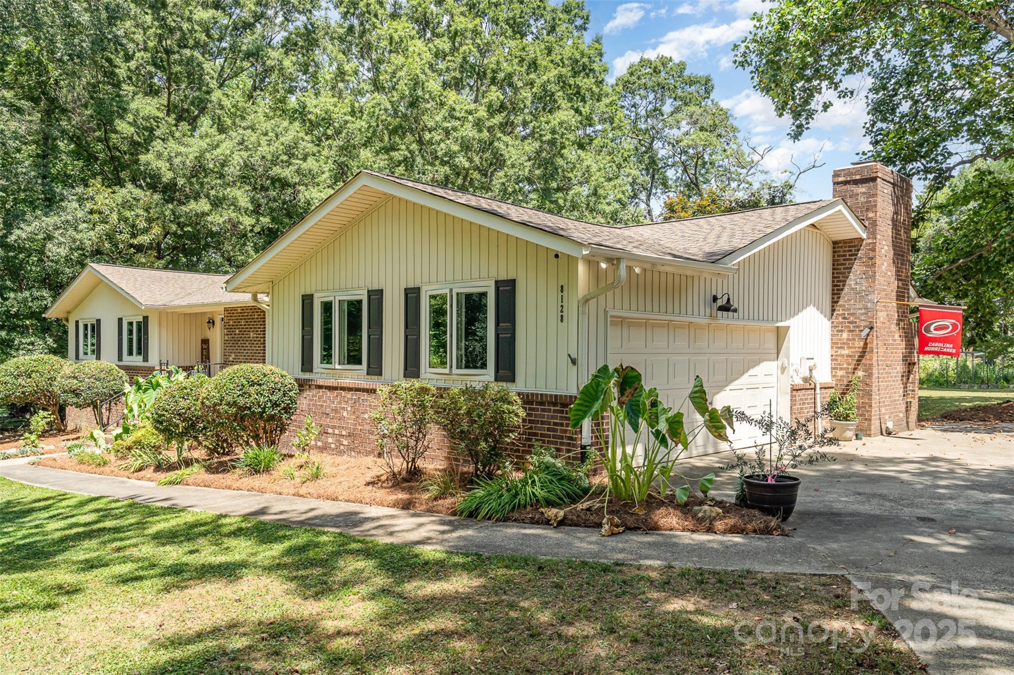 8128 Appaloosa Lane