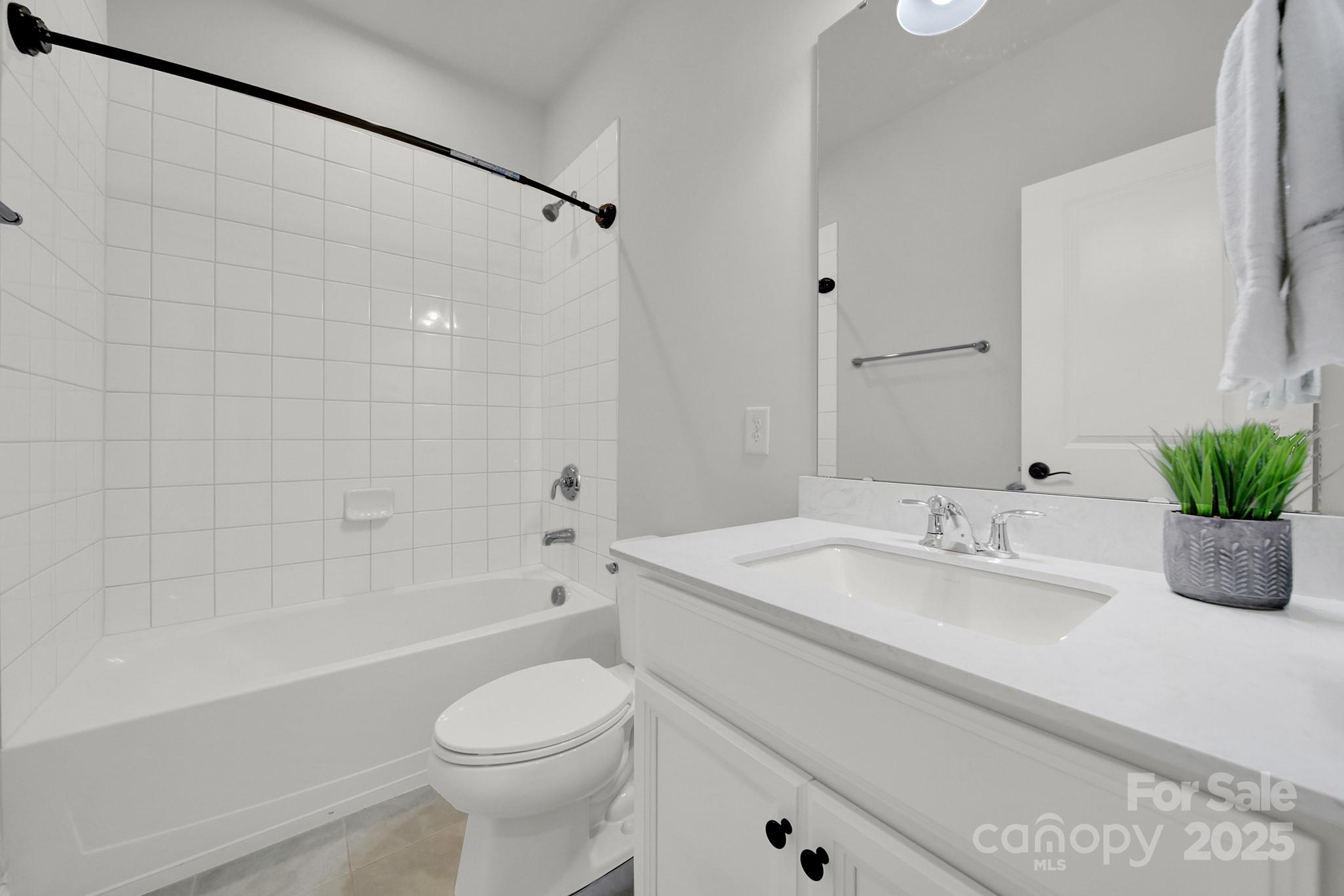 The Manors at Lake Ridge - Residential