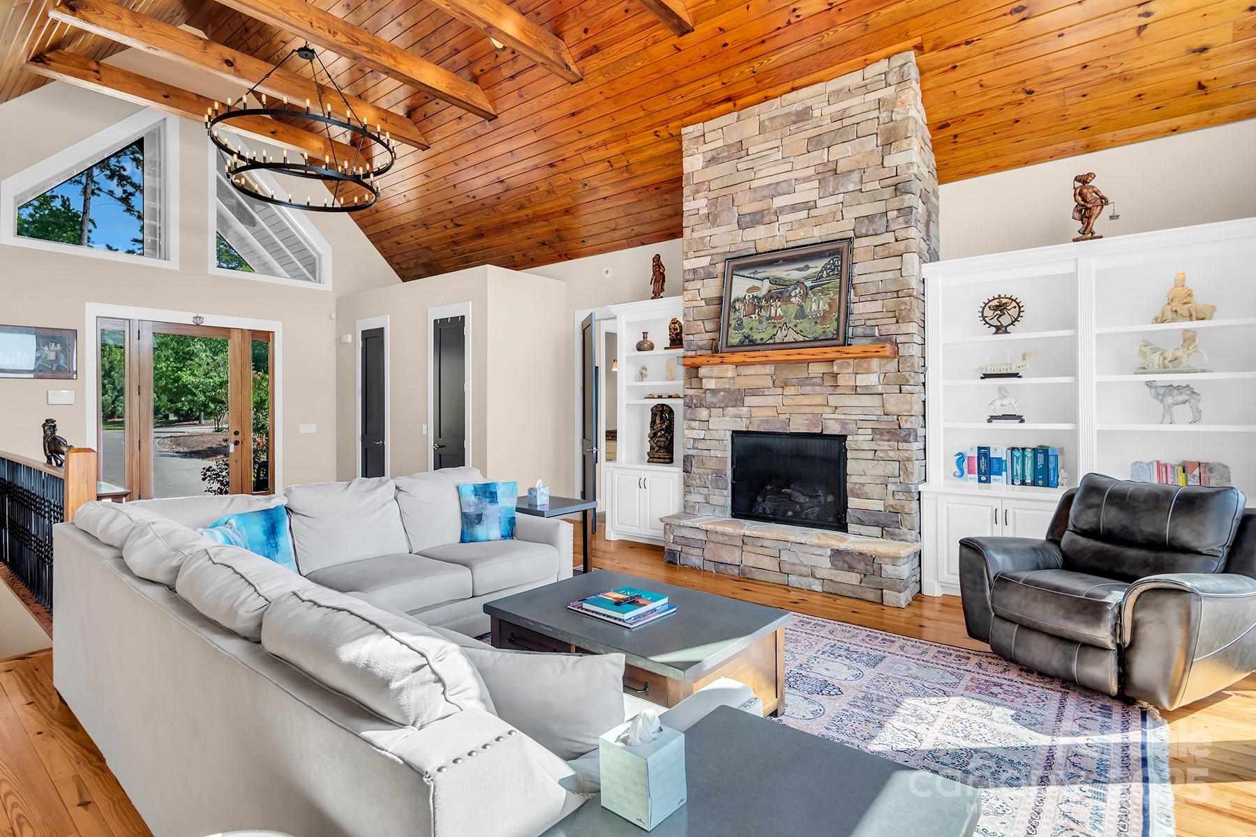 The Ridge on Tillery - Residential