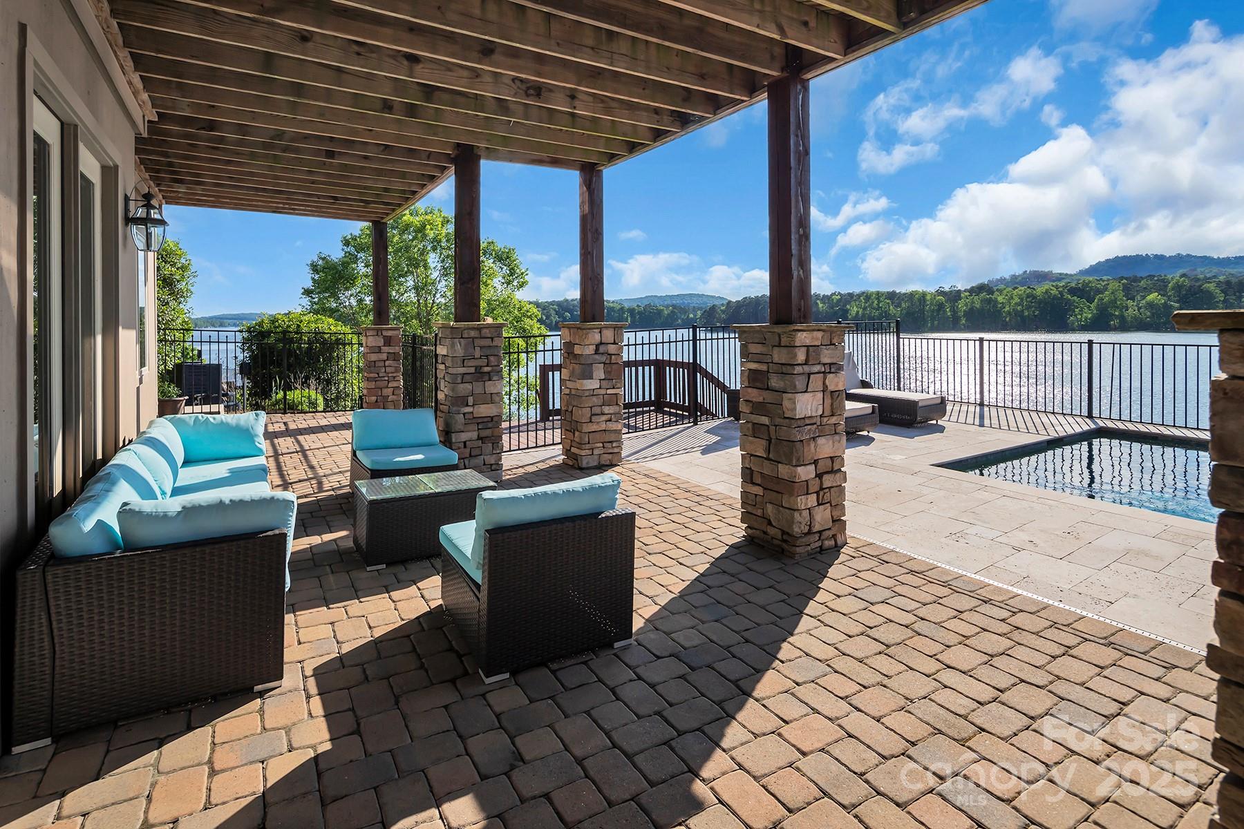 The Ridge on Tillery - Residential