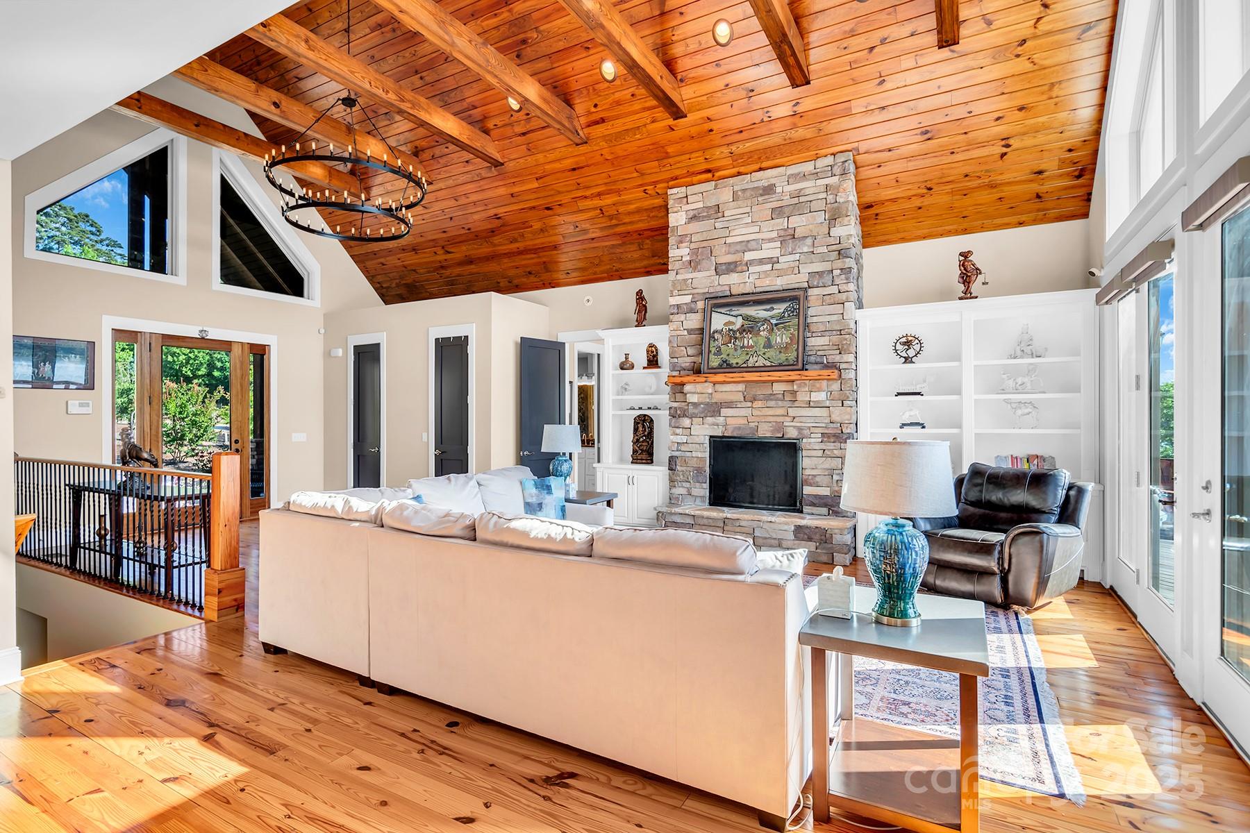 The Ridge on Tillery - Residential