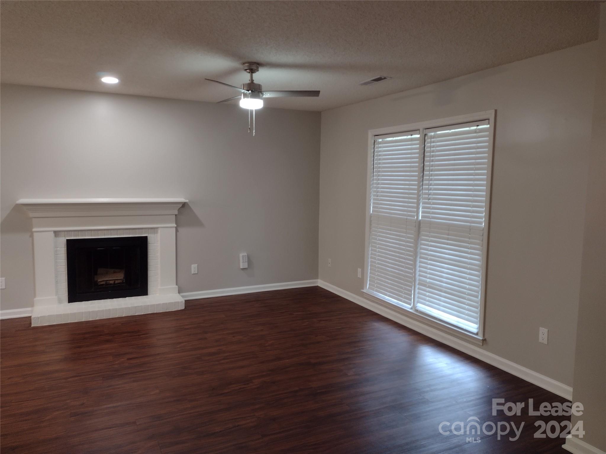 Mcalpine Woods - Residential Lease