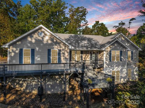7 Shannon Lane Leicester NC 28748