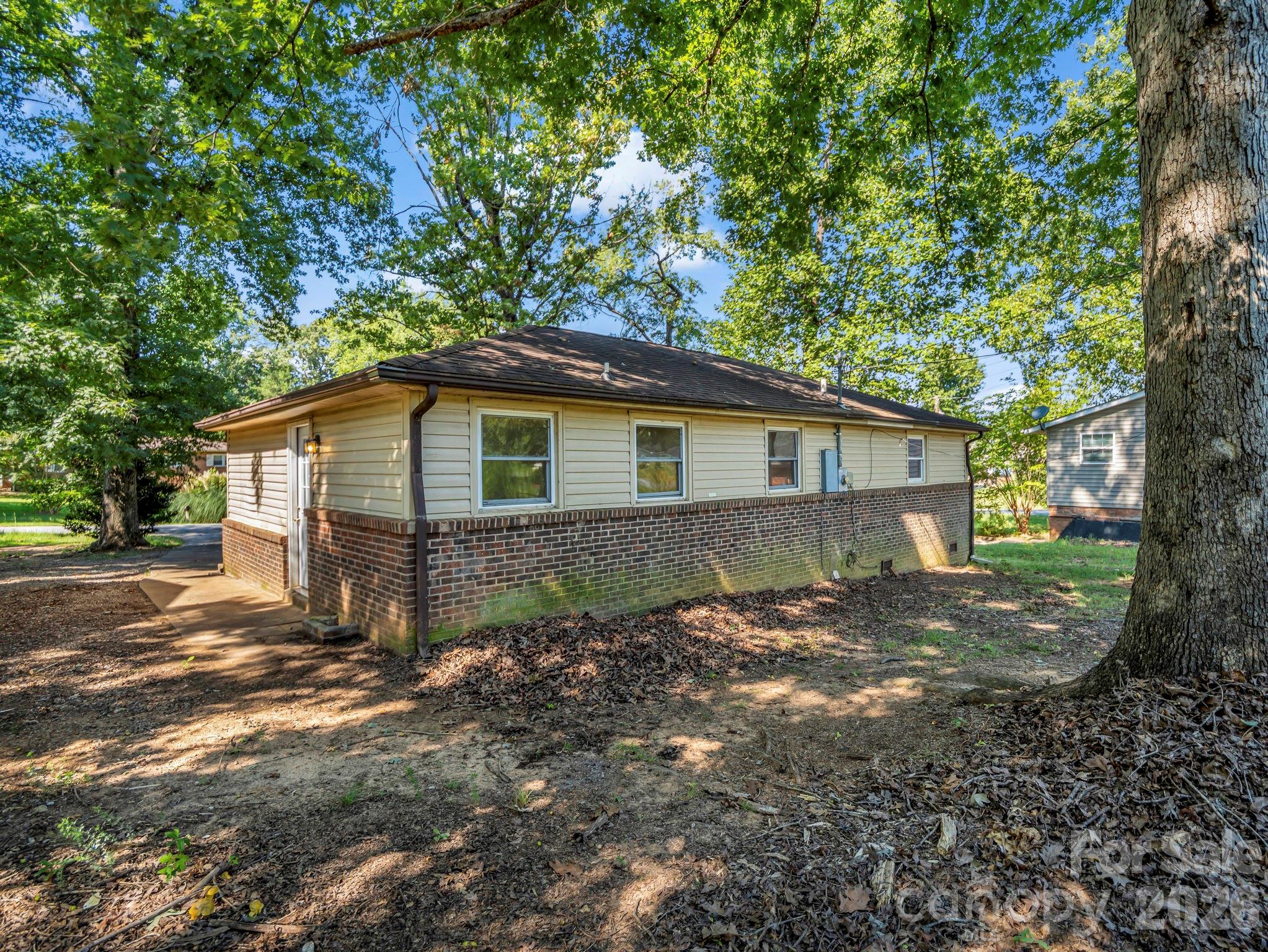 254 Old Castle Lane 49