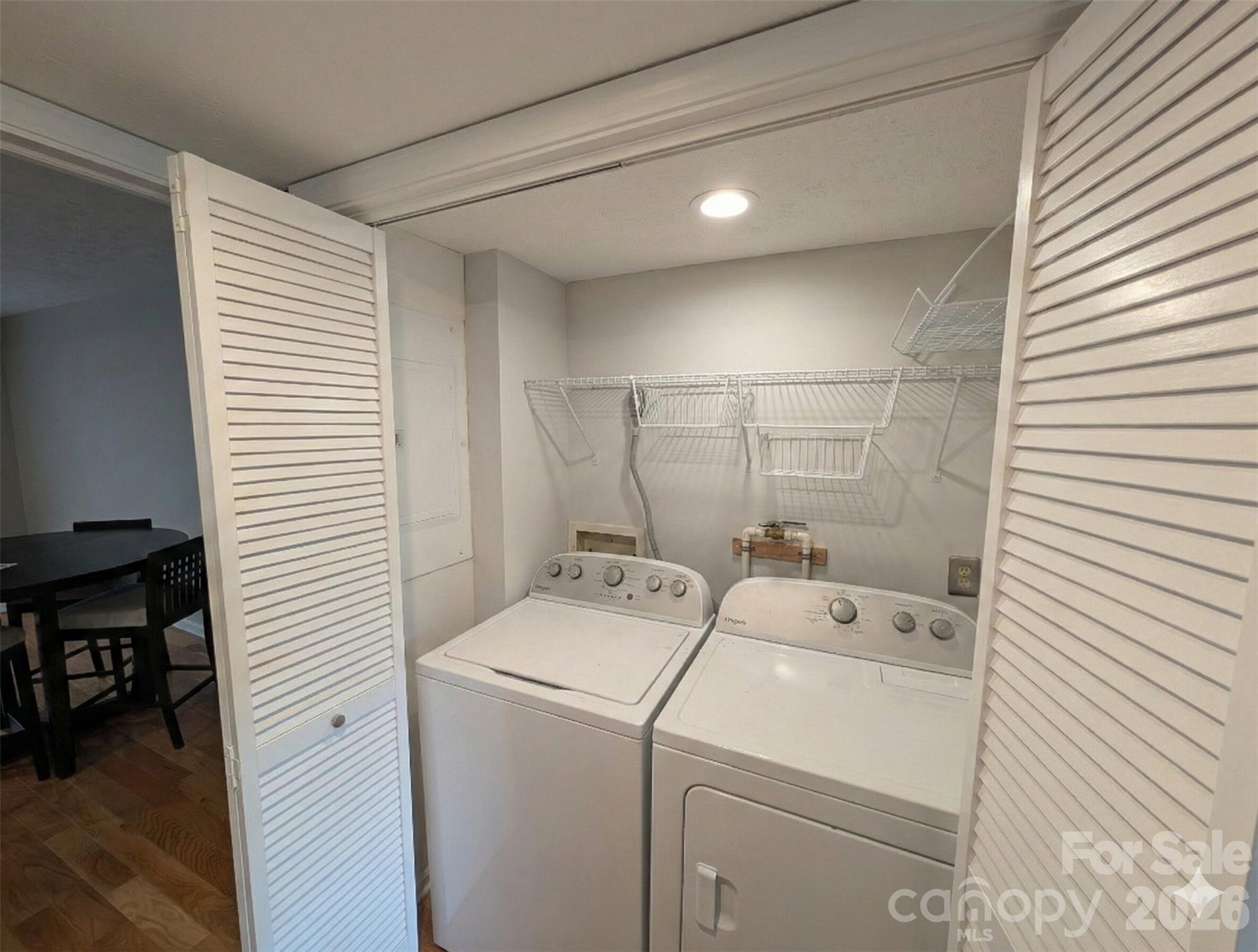 Laurelwood - Residential