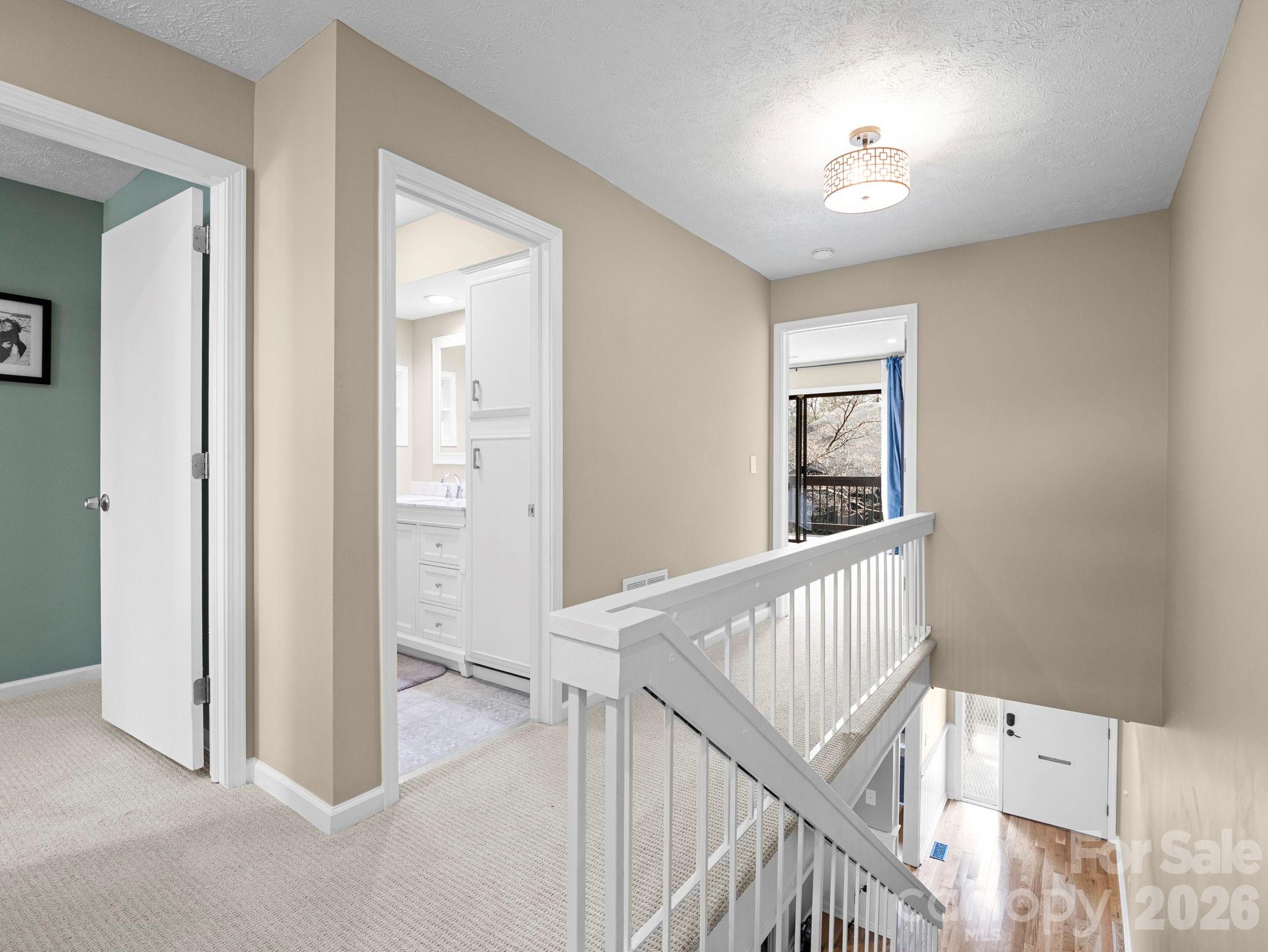 Laurelwood - Residential