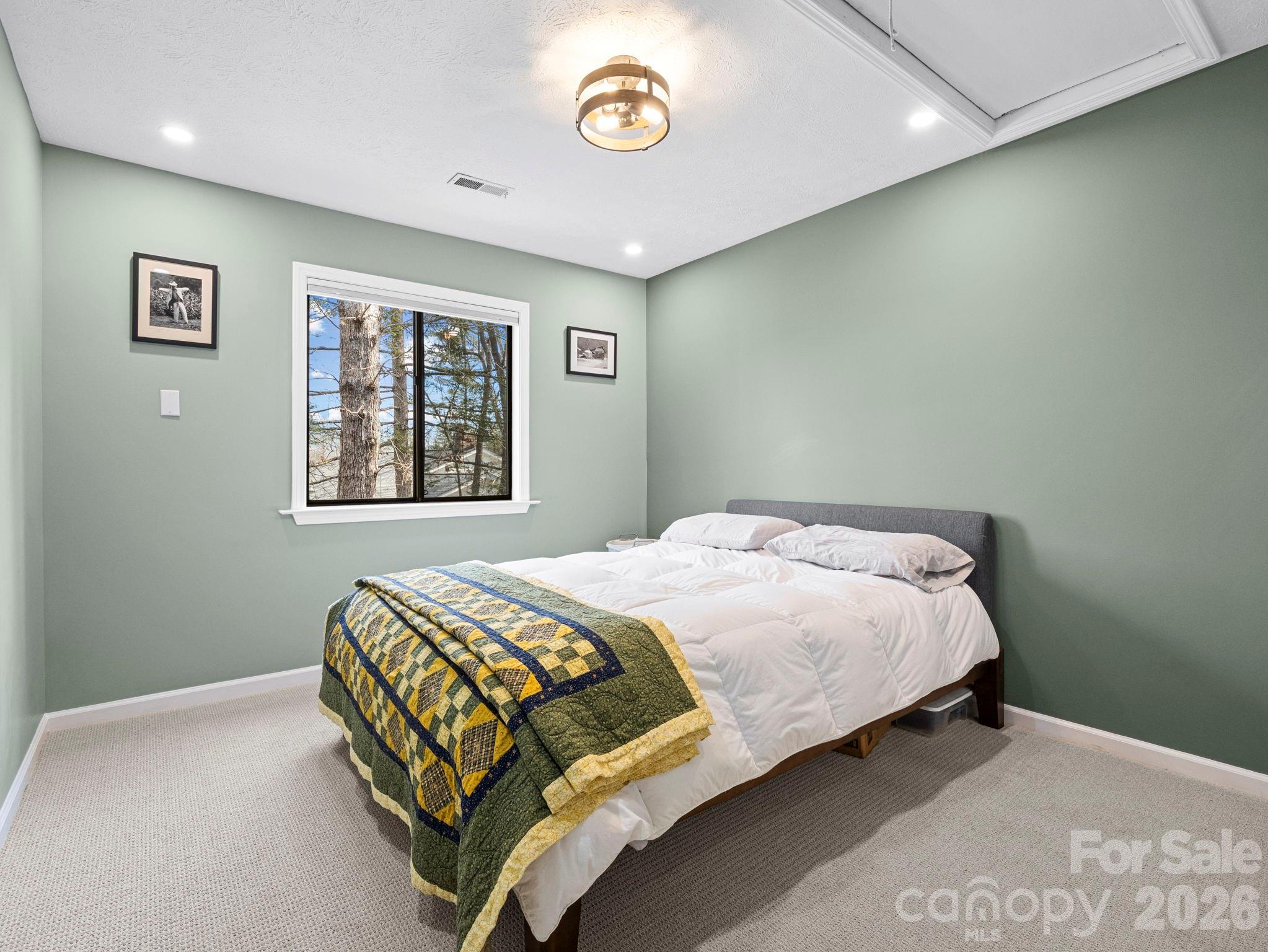 Laurelwood - Residential